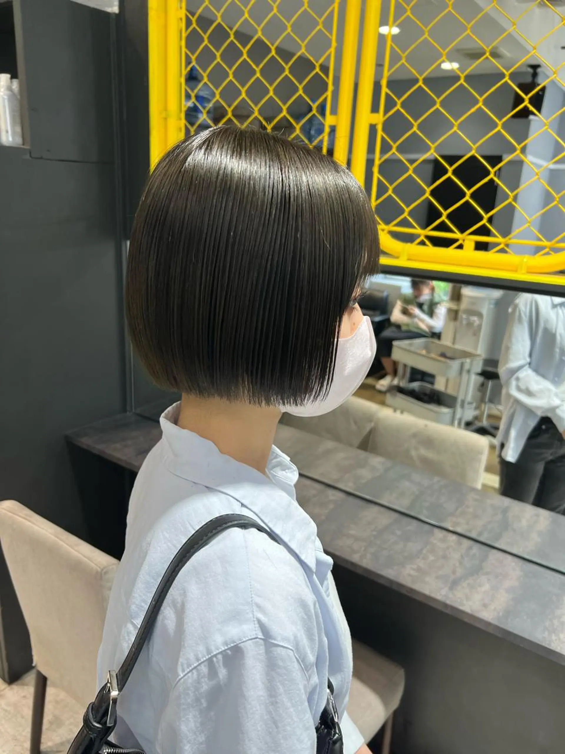 ショート ボブ maya レイヤーカットのヘアスタイル