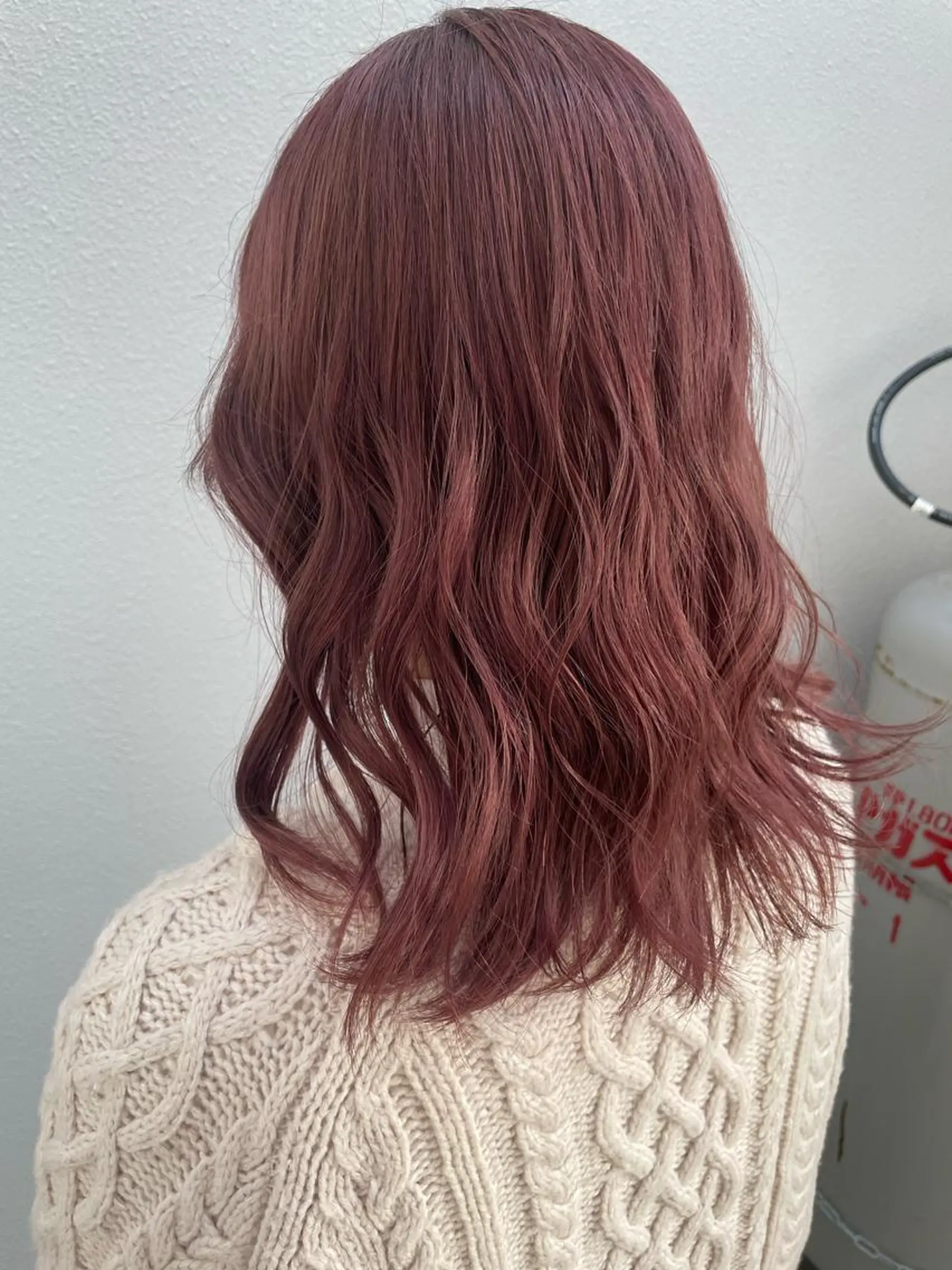 ミディアム 切りっぱなしボブ ショートボブ ミディアムパーマ ミストバング ボブ カット ヘアカラー トリートメント モテ髪/ボブ/ショー ト/アダチフウトのヘアスタイル