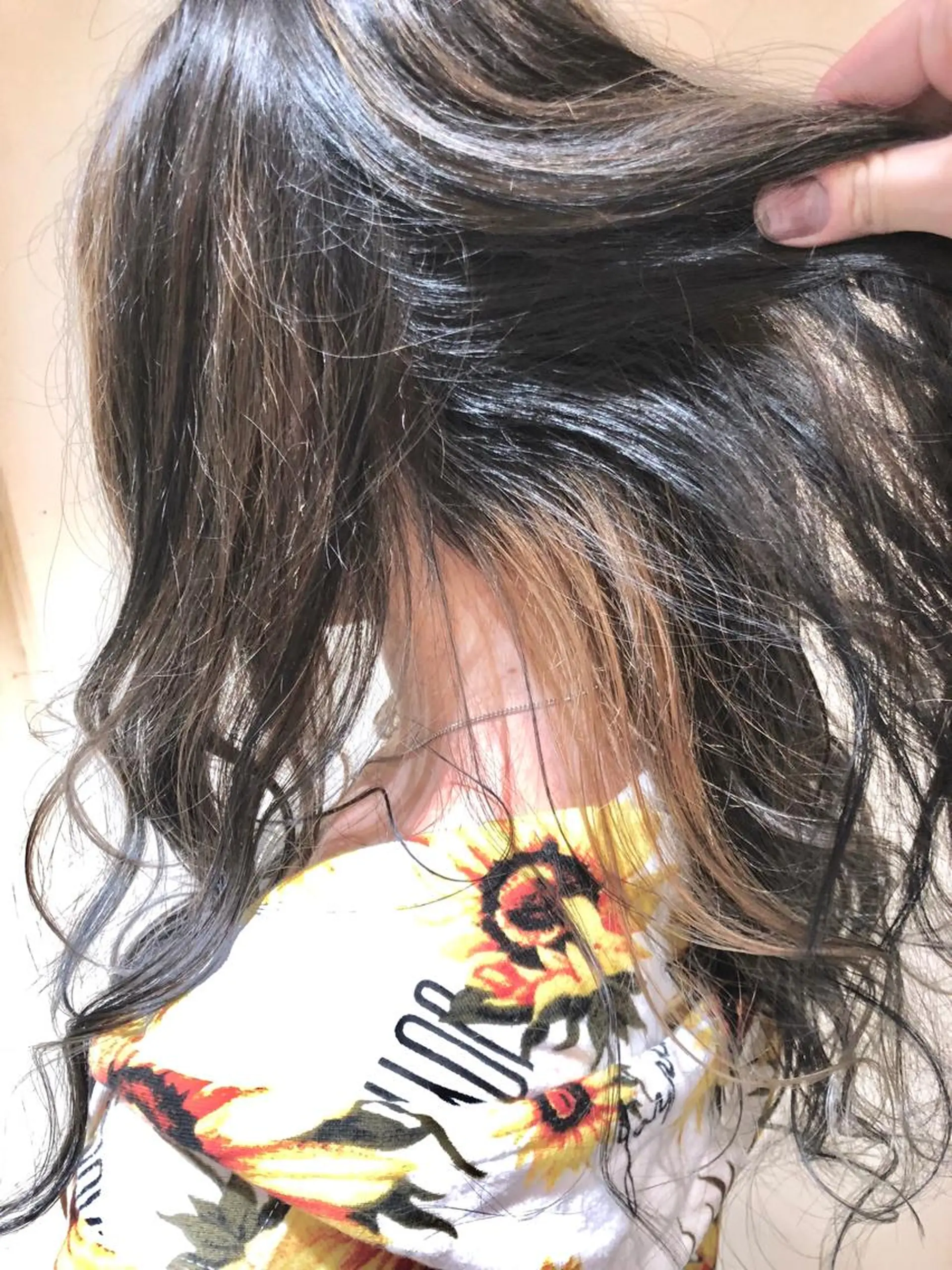 セミロング カラー パーマ ヘアアレンジ セミロングパーマ アッシュ アッシュグレー アッシュグレージュ バレイヤージュ 【ツヤ髪美容師】 ツダケイスケのヘアスタイル