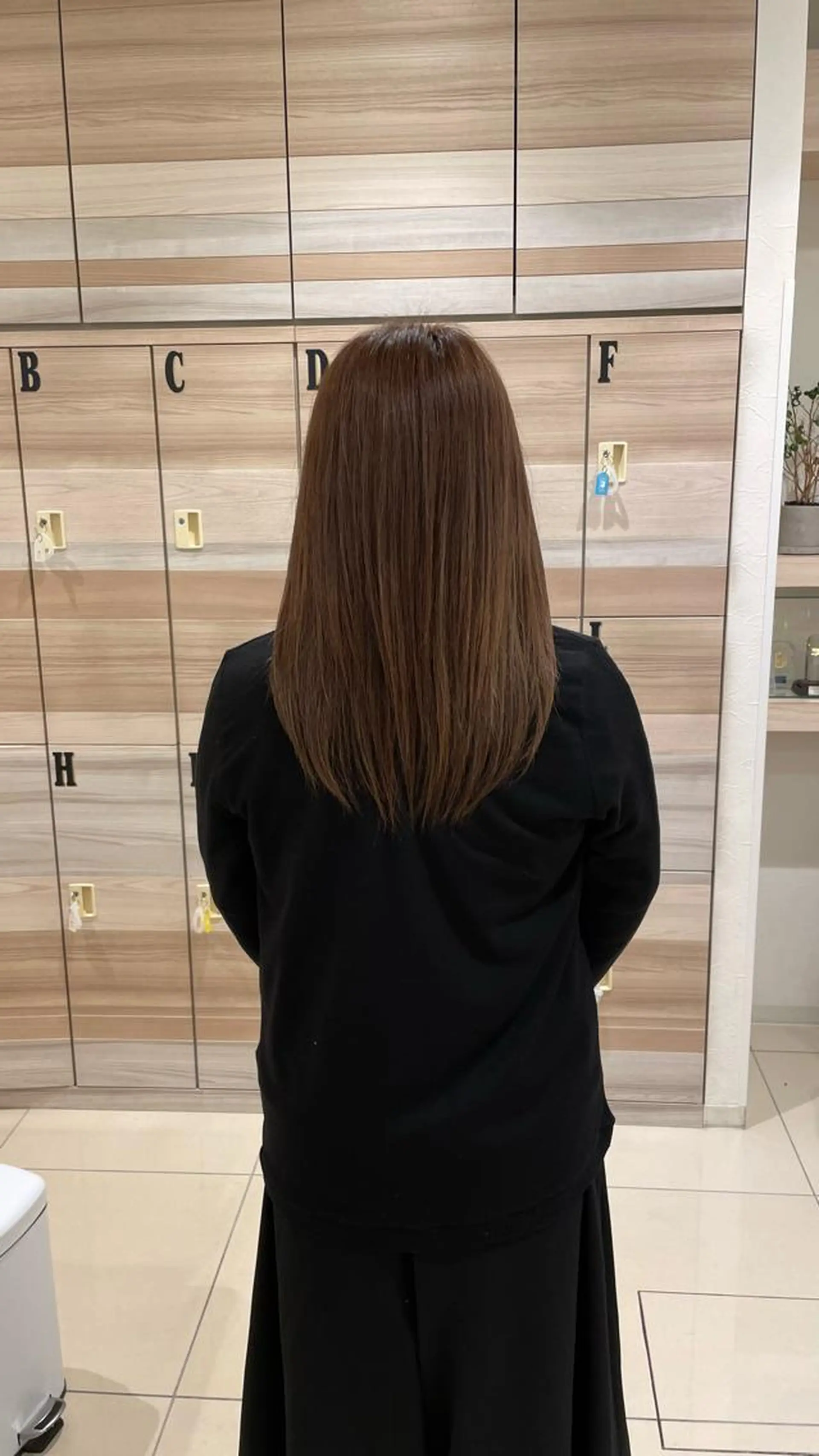 ロング ヘアカラー 髪質改善縮毛矯正 堀田陸斗のヘアスタイル