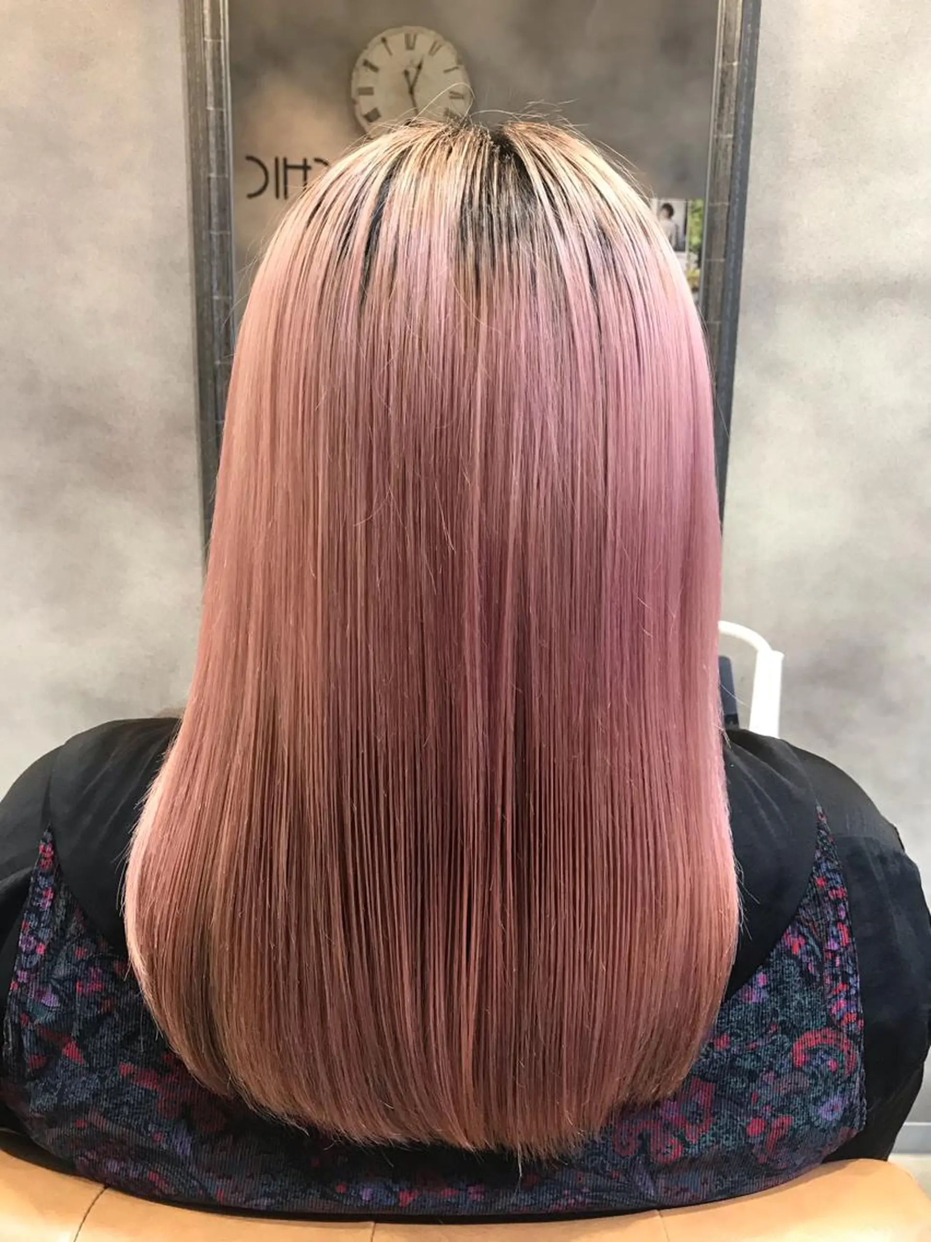 ミディアム channel 大澤俊文のヘアスタイル