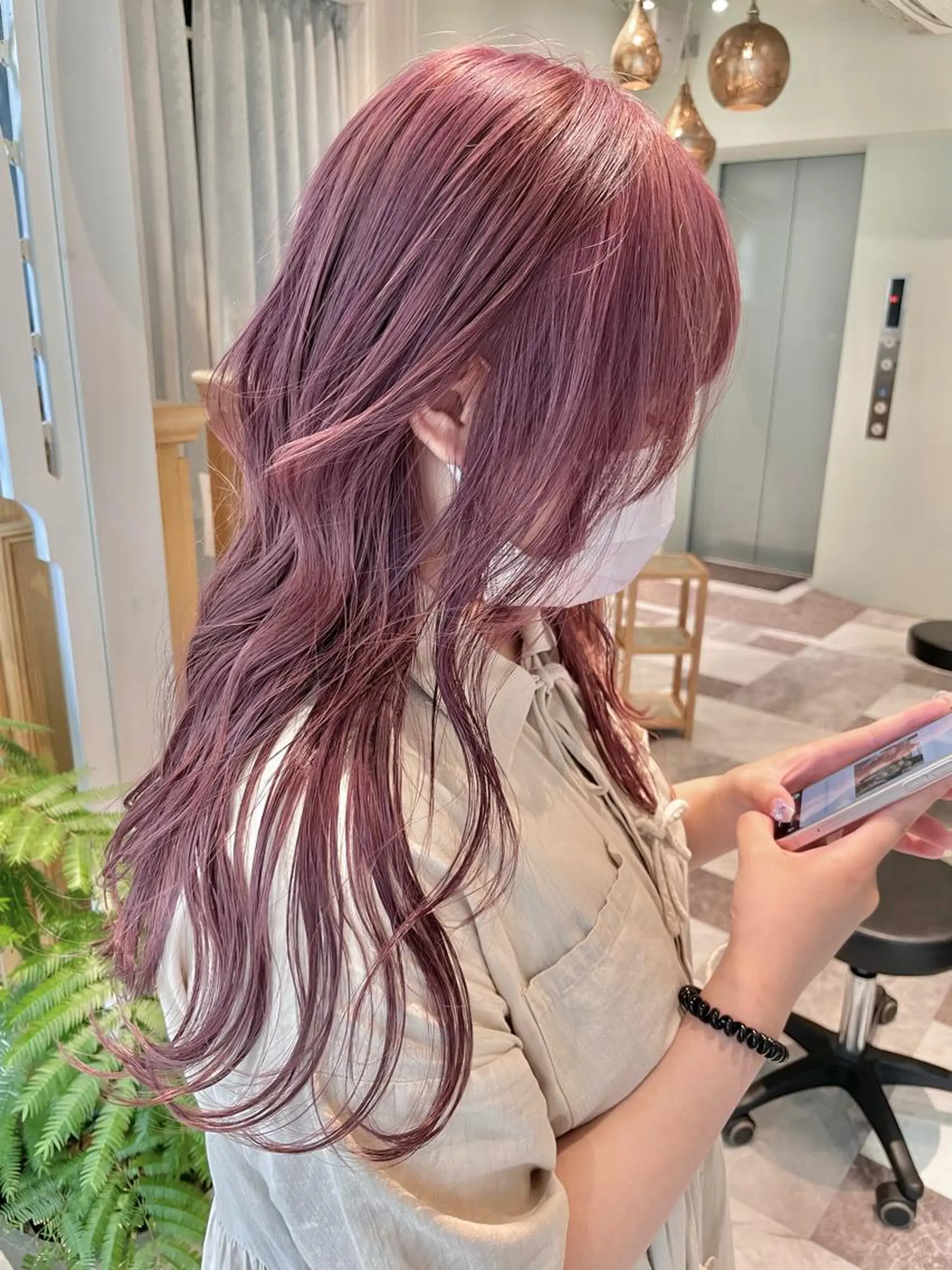 ロング カラー 脱白髪染め/ 髪質改善/ハクのヘアスタイル