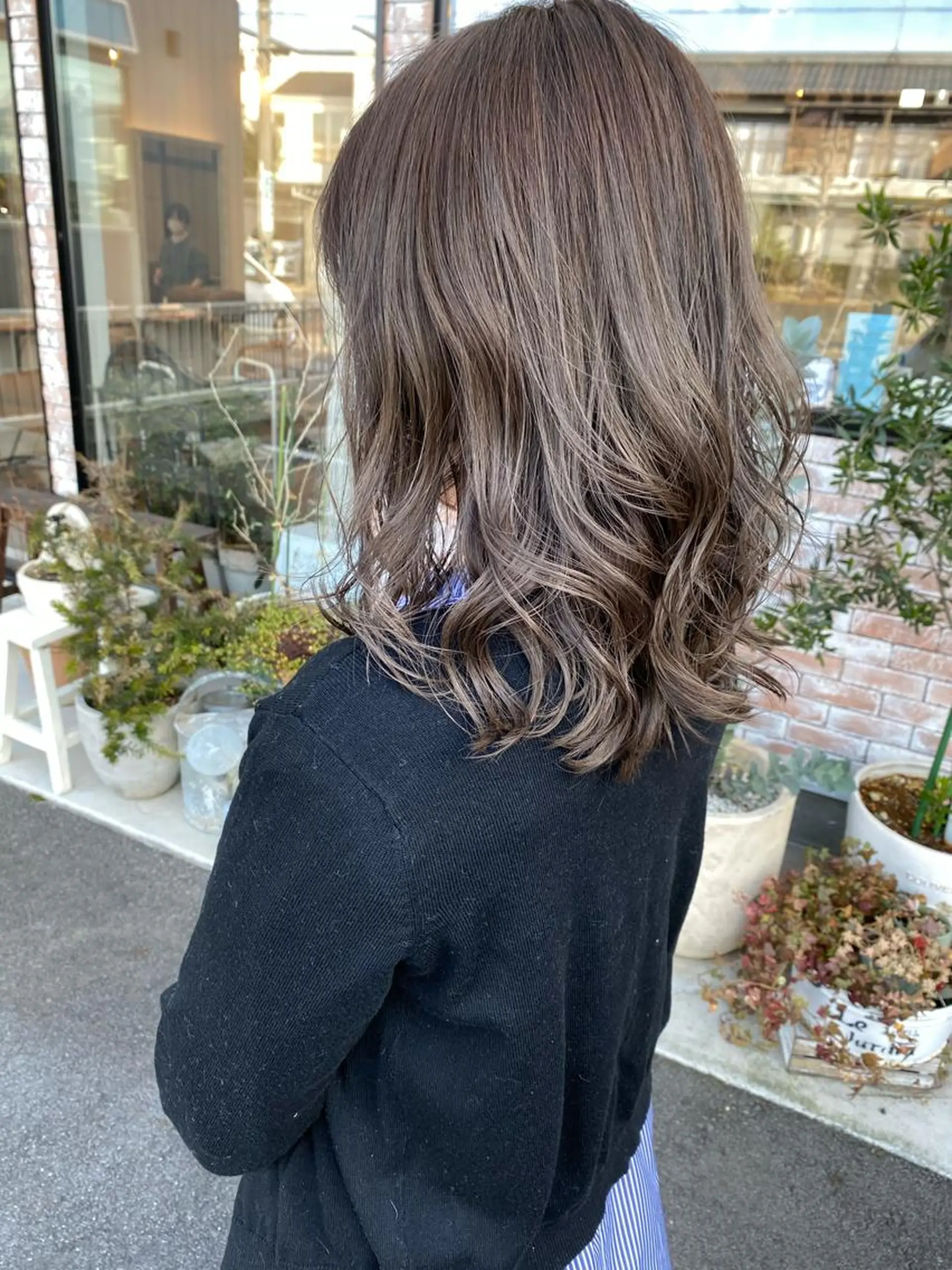 ミディアム カラー ブリーチ 透明感カラー グレージュ バイオレットカラー 【浜松・豊橋】 ニシモトのヘアスタイル