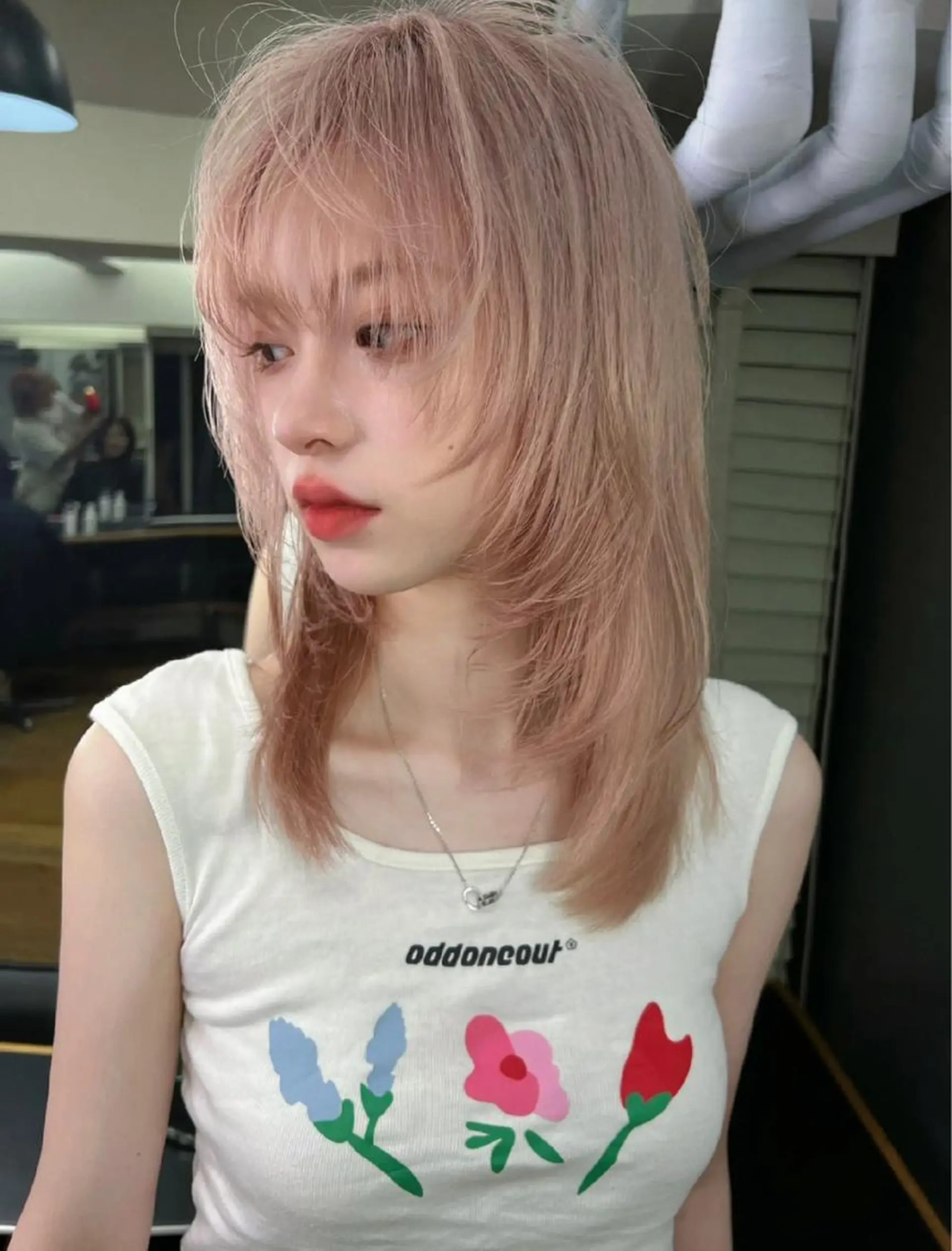 ロング 🇨🇳ワンホンヘア 下田鉄也のヘアスタイル