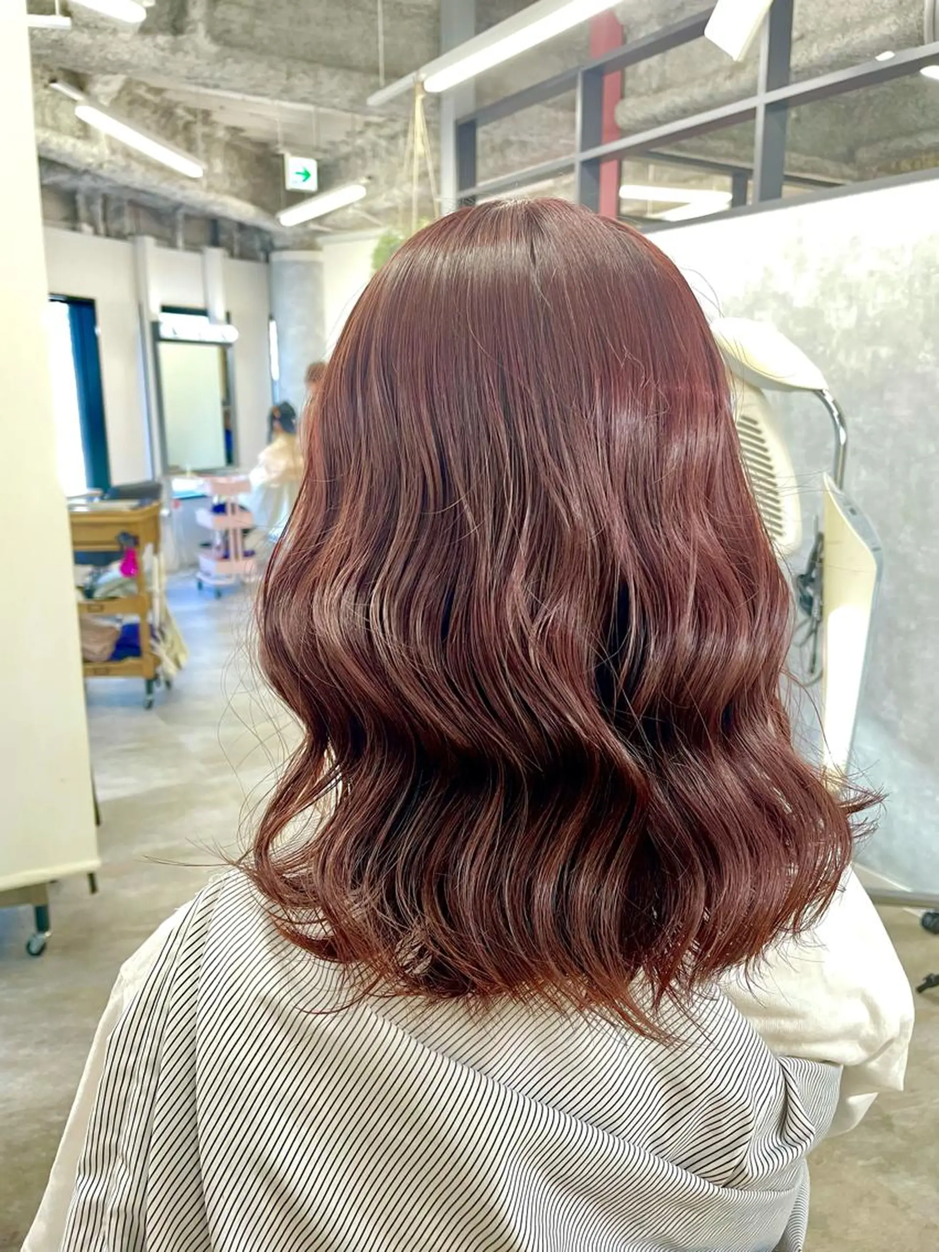 ミディアム カラー 🔵暗髪　特化🔵 梅田・増田のヘアスタイル