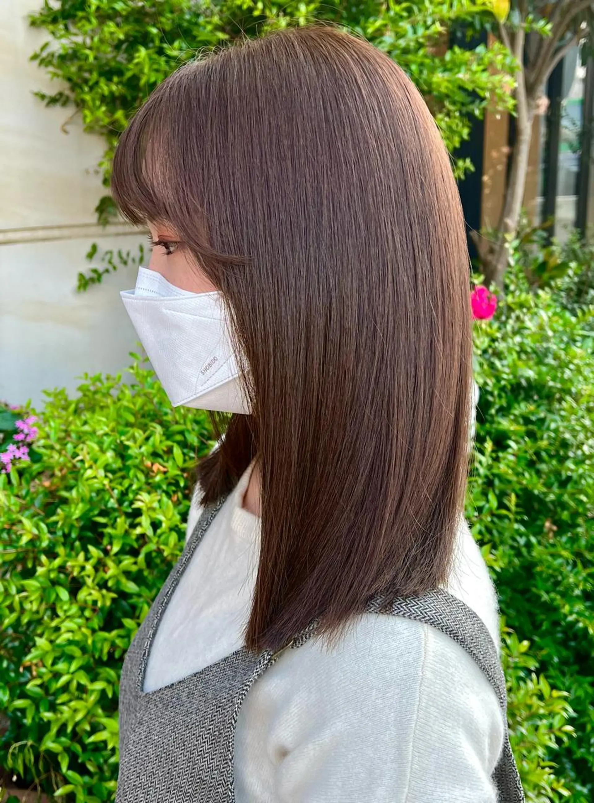 セミロング 酸性ストレート FAHREN-PURE所属・韓国ヘアカラーパーマ 遠藤のヘアスタイル