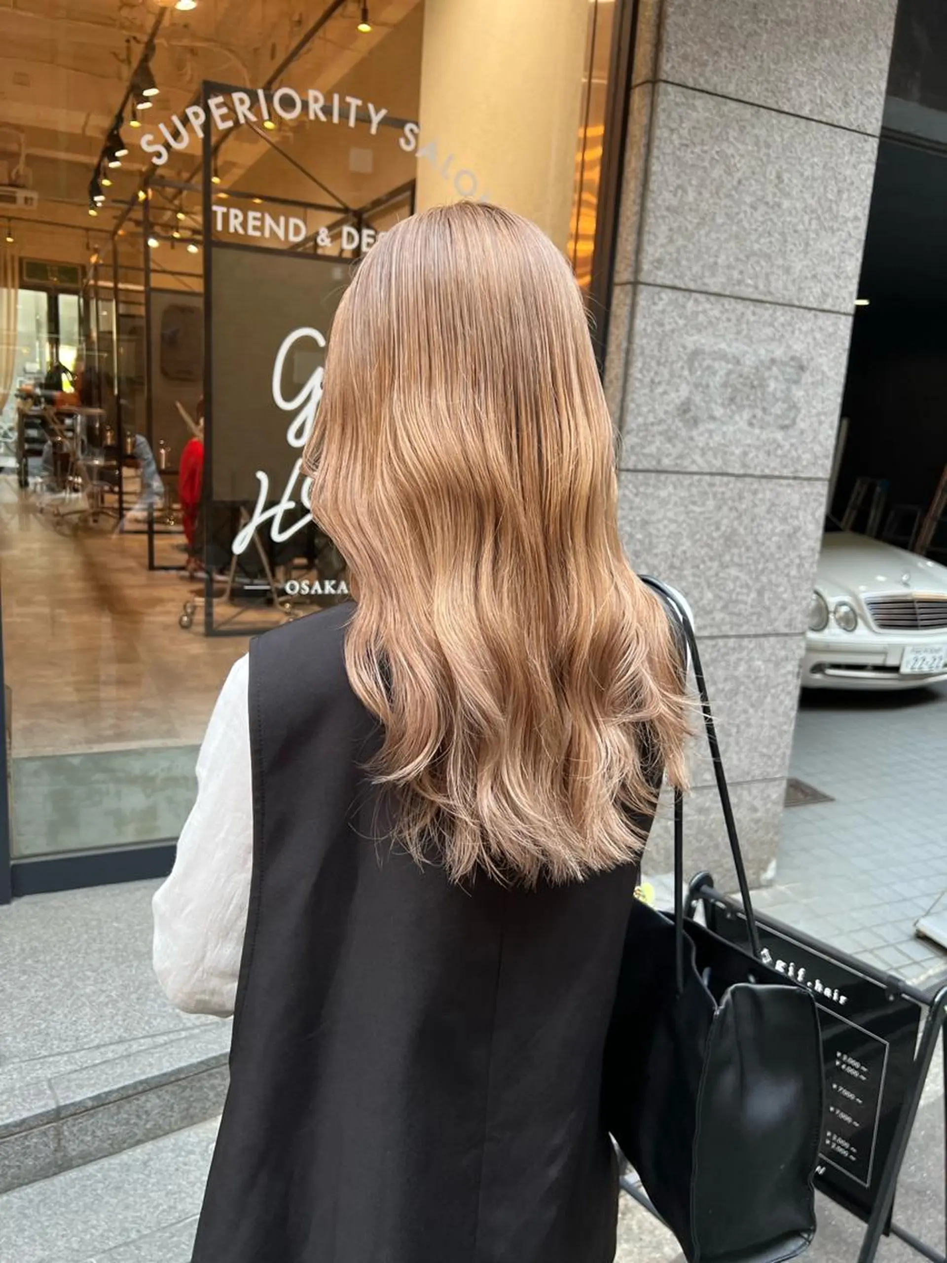 ロング カラー ブリーチ 髪質改善ストレート Kantaのヘアスタイル