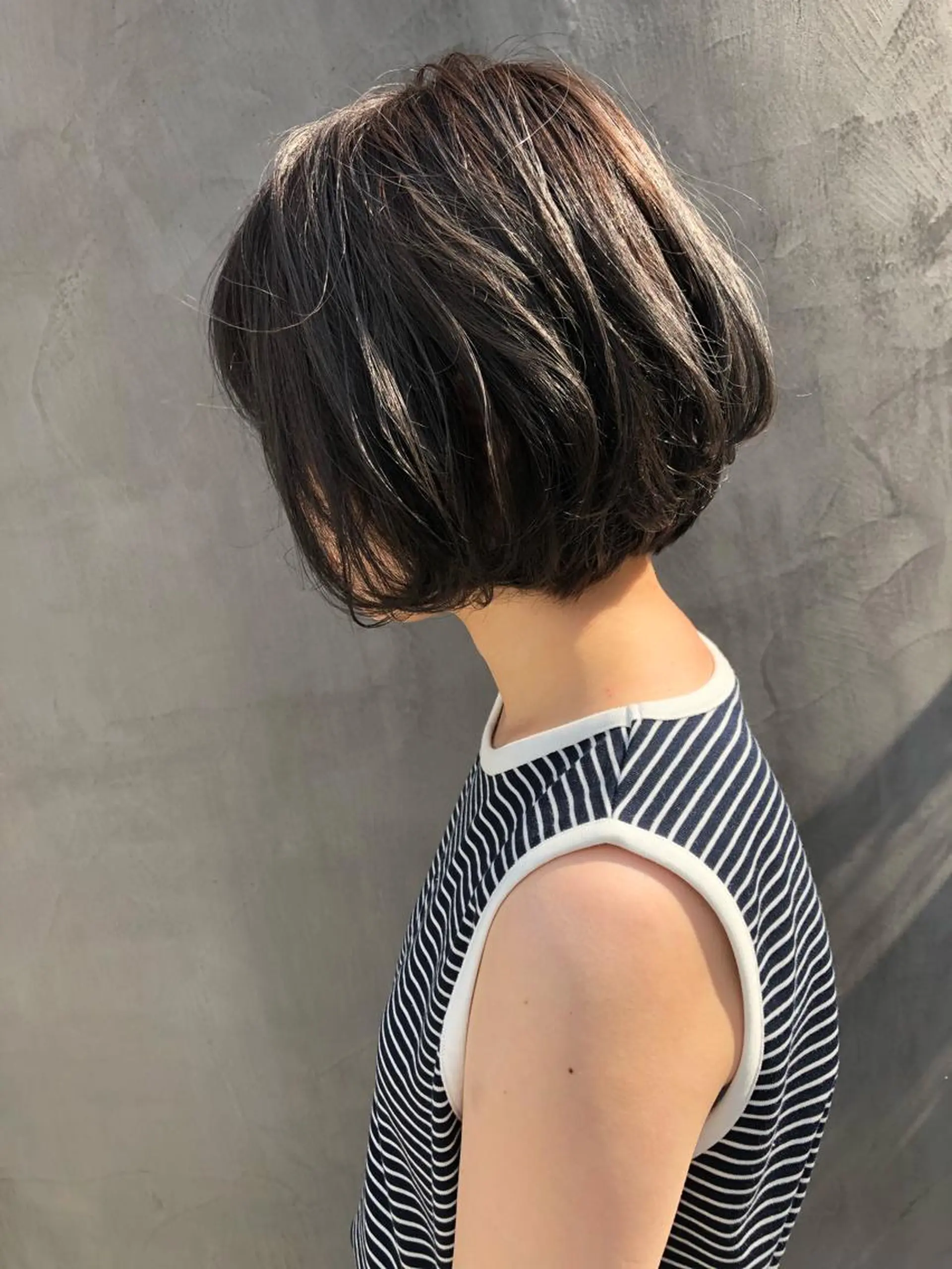 ショート カラー THE DAY所属・AKI HASHIMOTOのヘアスタイル