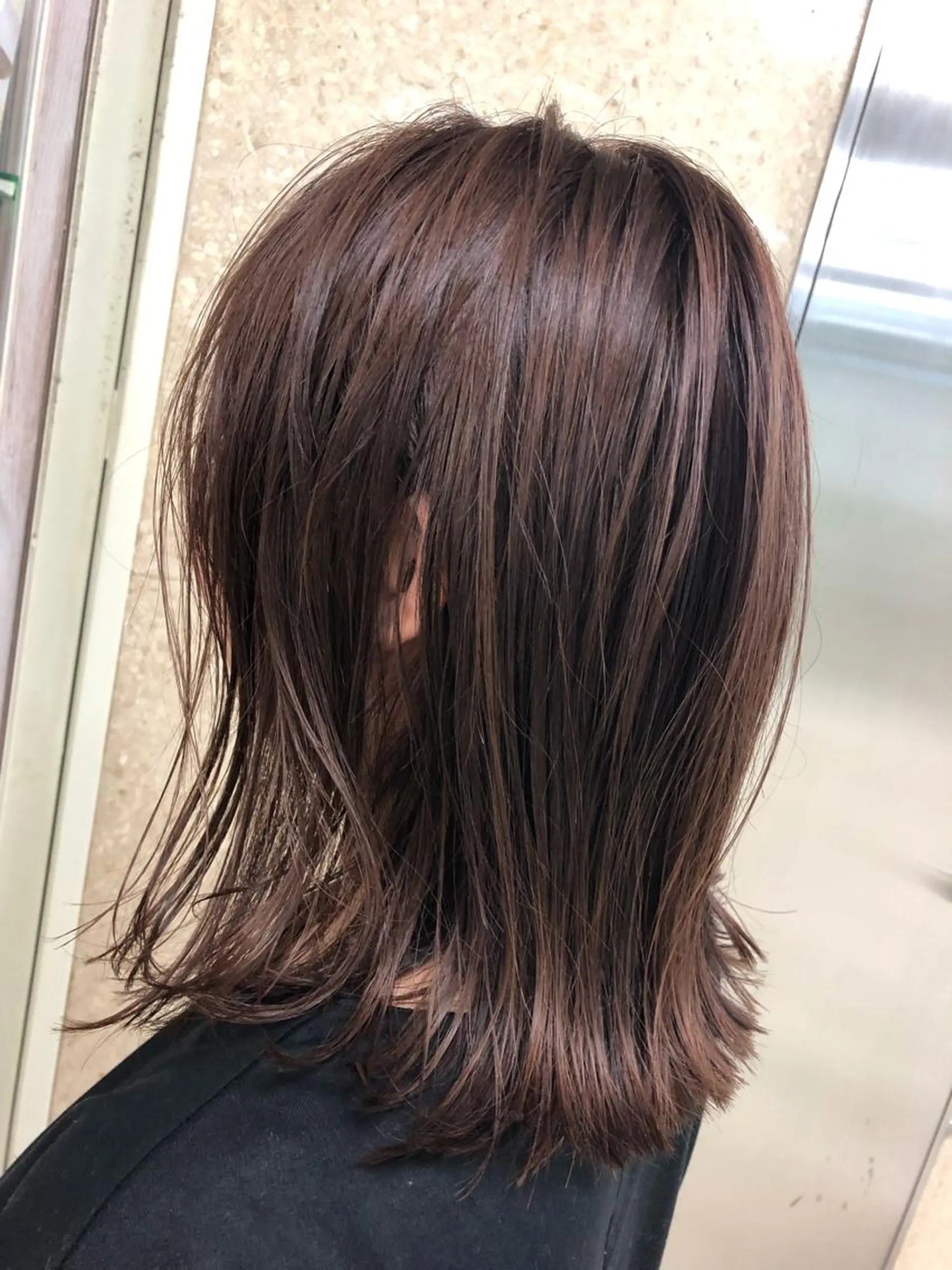 ミディアム カラー カット ヘアカラー トリートメント 菅村 勇亮のヘアスタイル