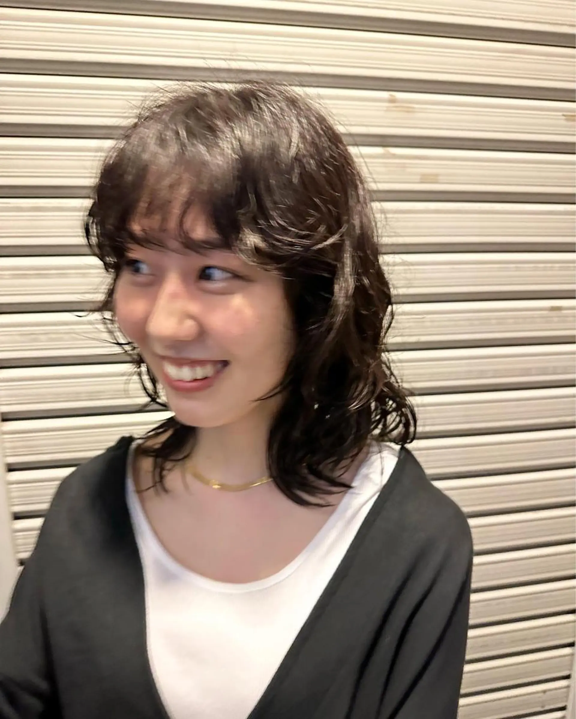 ミディアム 古沢 新のヘアスタイル