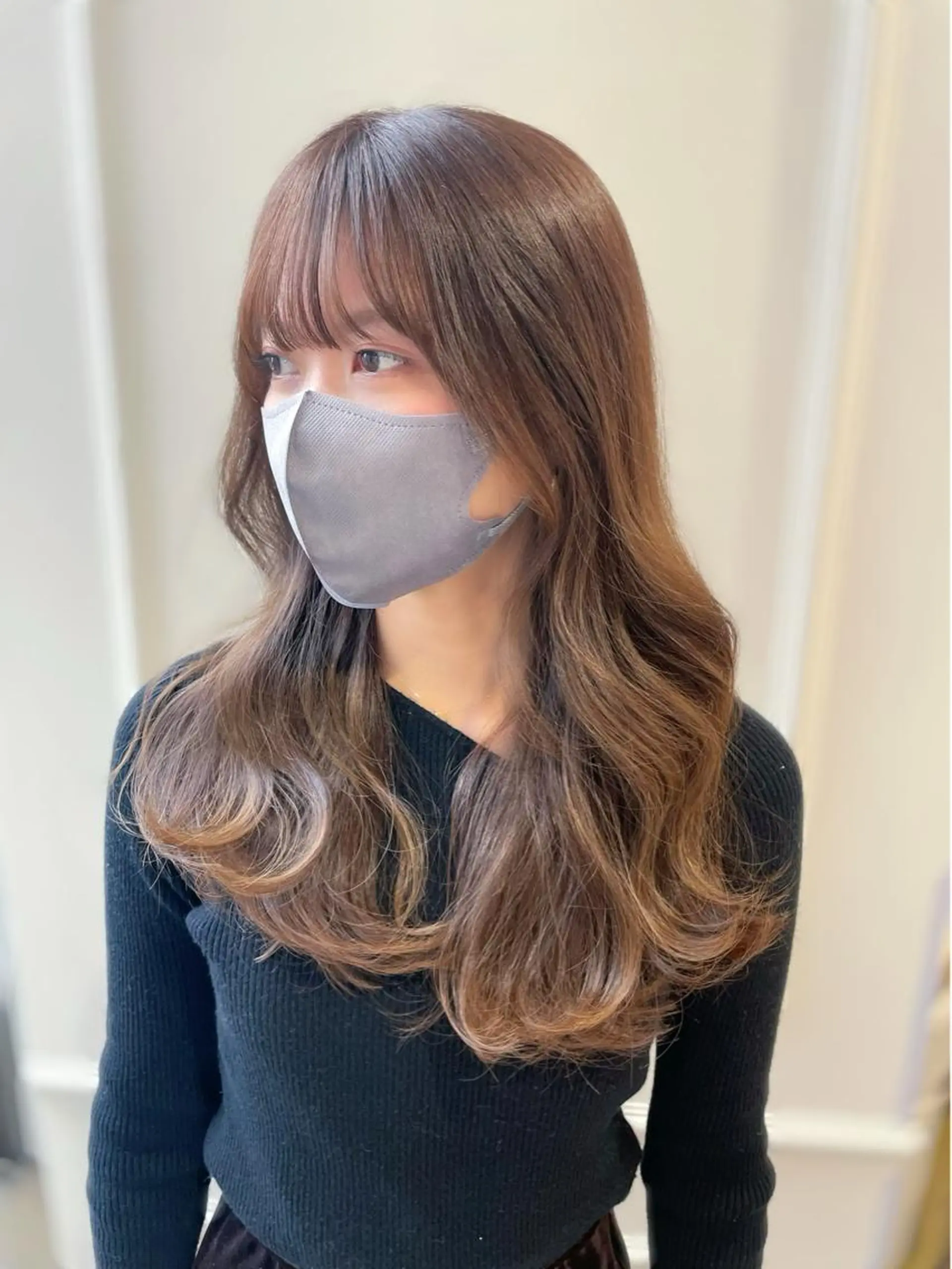 ロング カラー 韓国レイヤーカット/ ダブルカラーのヘアスタイル