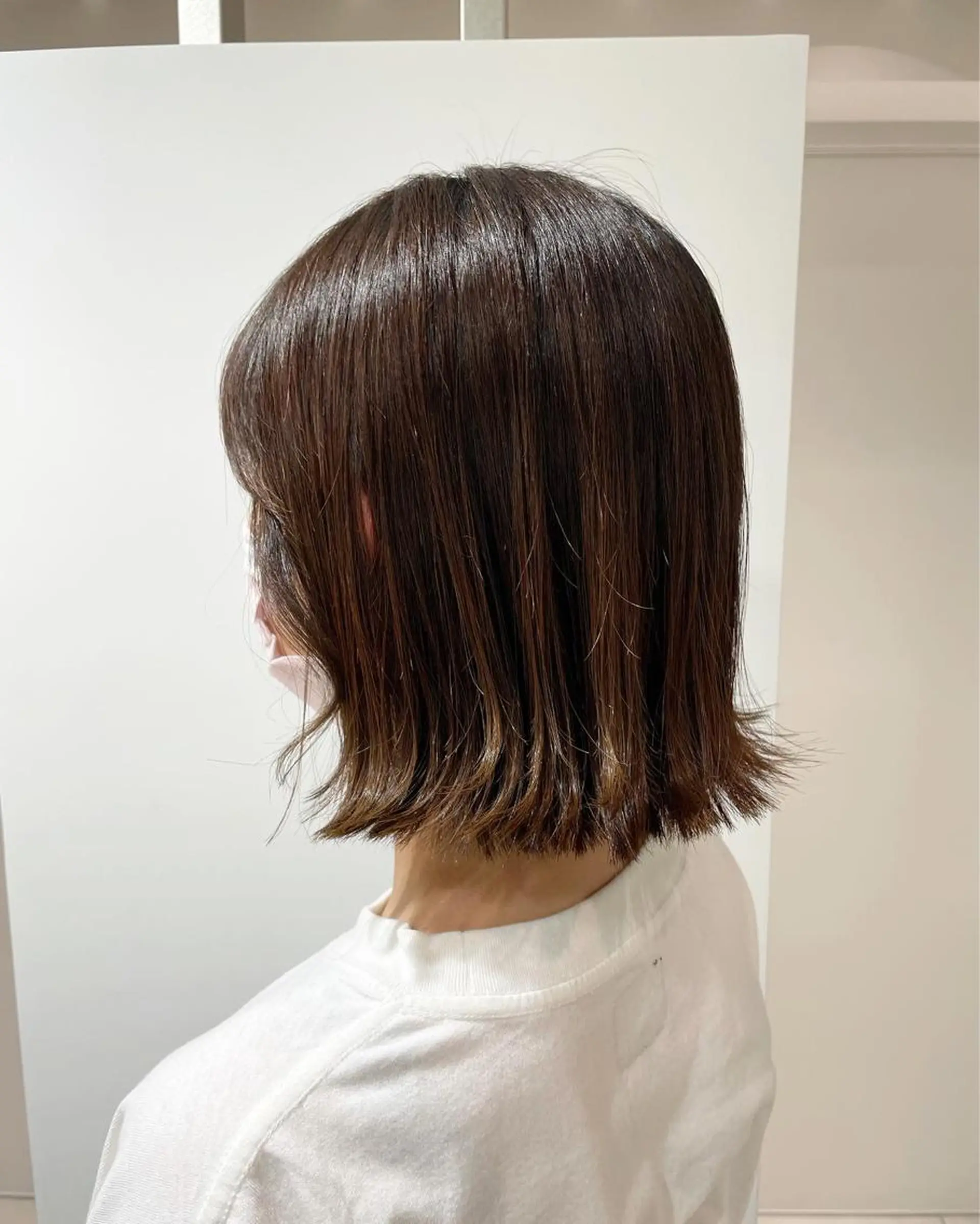 ショート タッセルカット 太田ありさ クリーミーヘアカラーのヘアスタイル