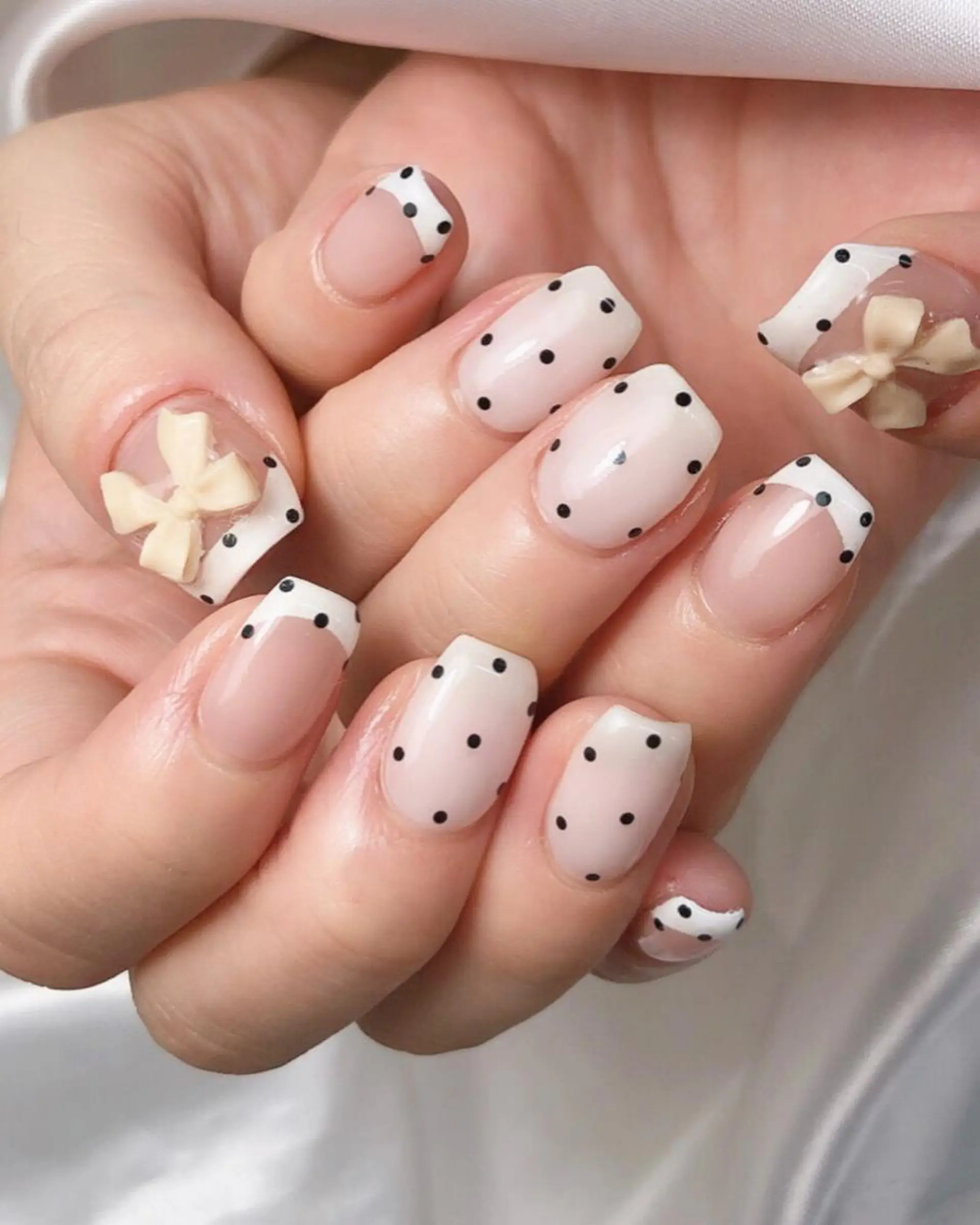 ネイル ニュアンスネイル niu.所属・nail salon niuのネイルデザイン