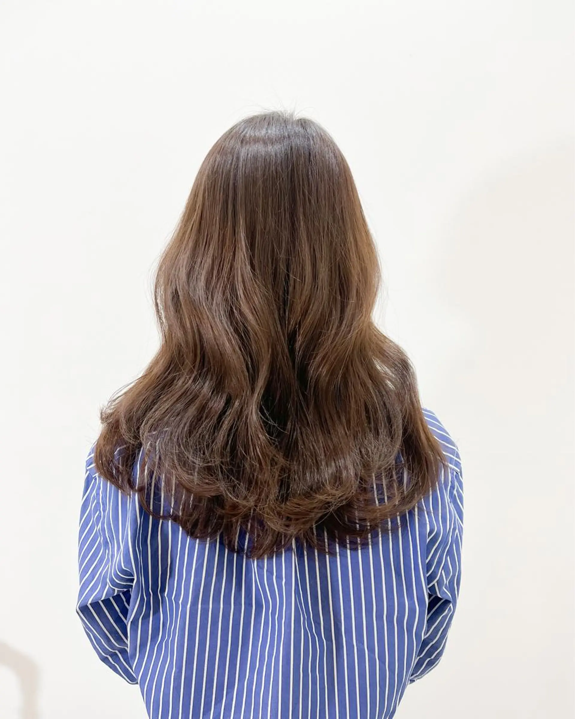 ミディアム カラー 韓国風ヘア ヘアカラー トリートメント ミタニ/髪質改善 /レイヤーカットのヘアスタイル