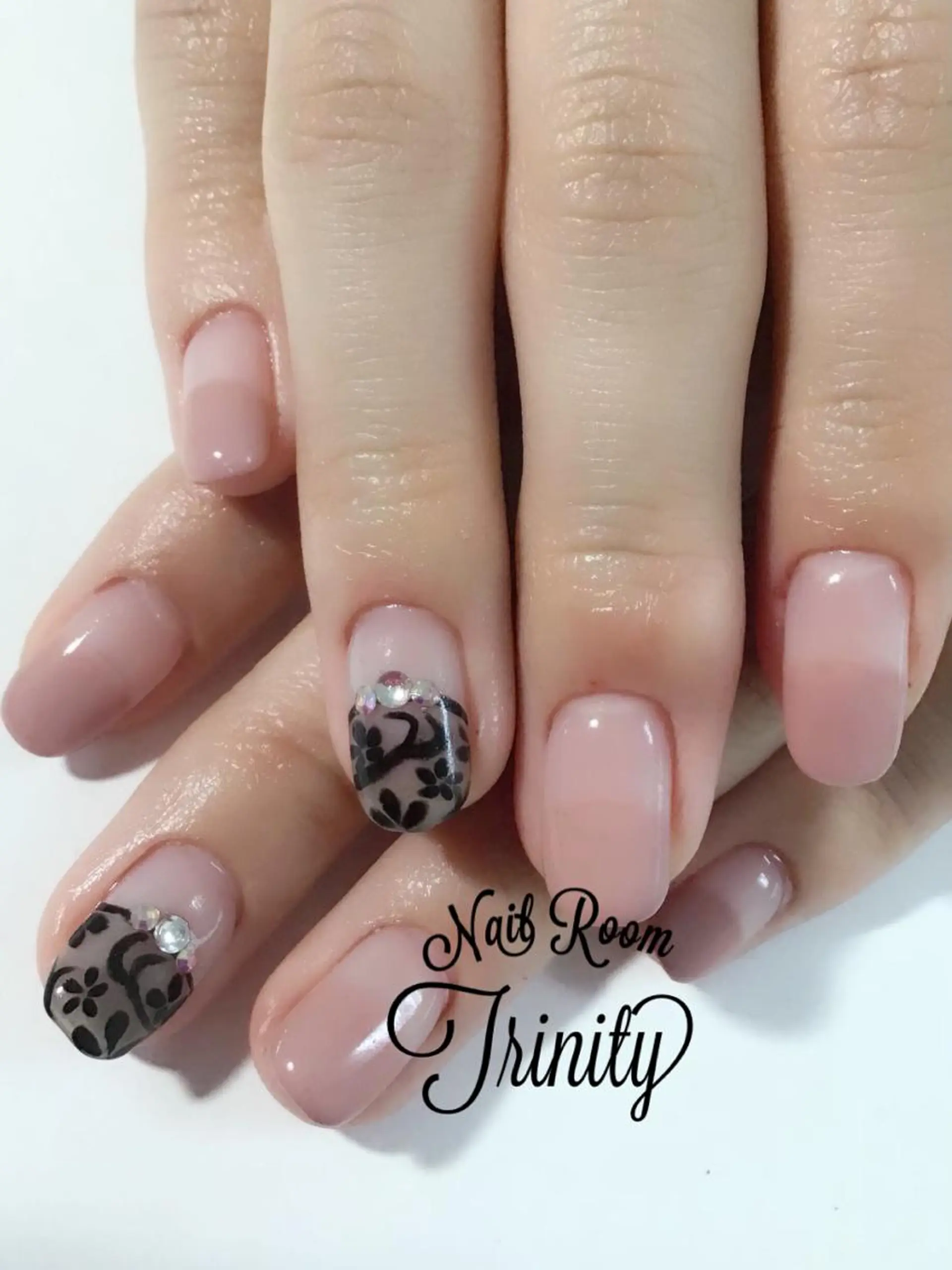 ネイル ハンドネイル Trinity staffのネイルデザイン