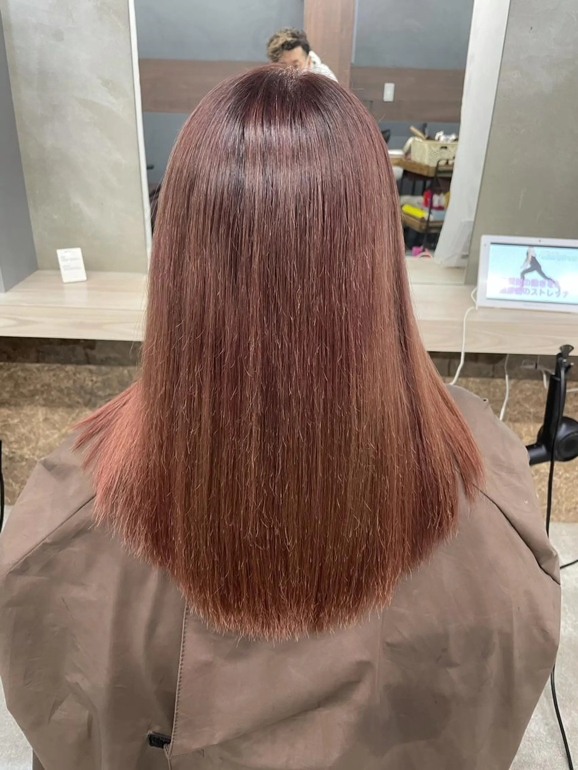 セミロング ヘアカラー トリートメント 🌟髪質改善ケアカラ ー美髪縮毛矯正y🌟のヘアスタイル