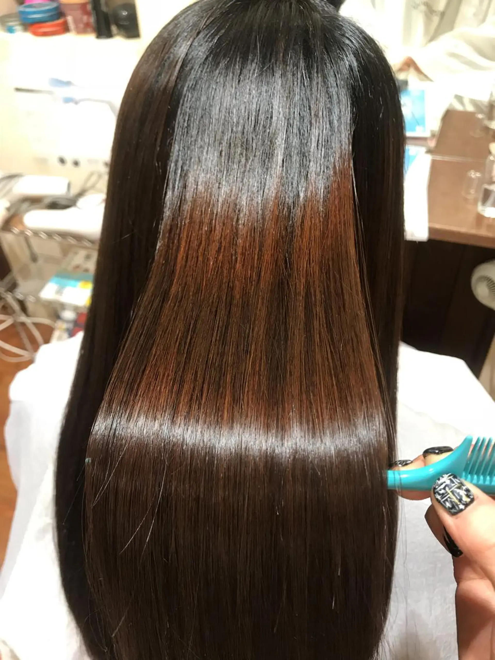 ロング 勝沼 佑季のヘアスタイル