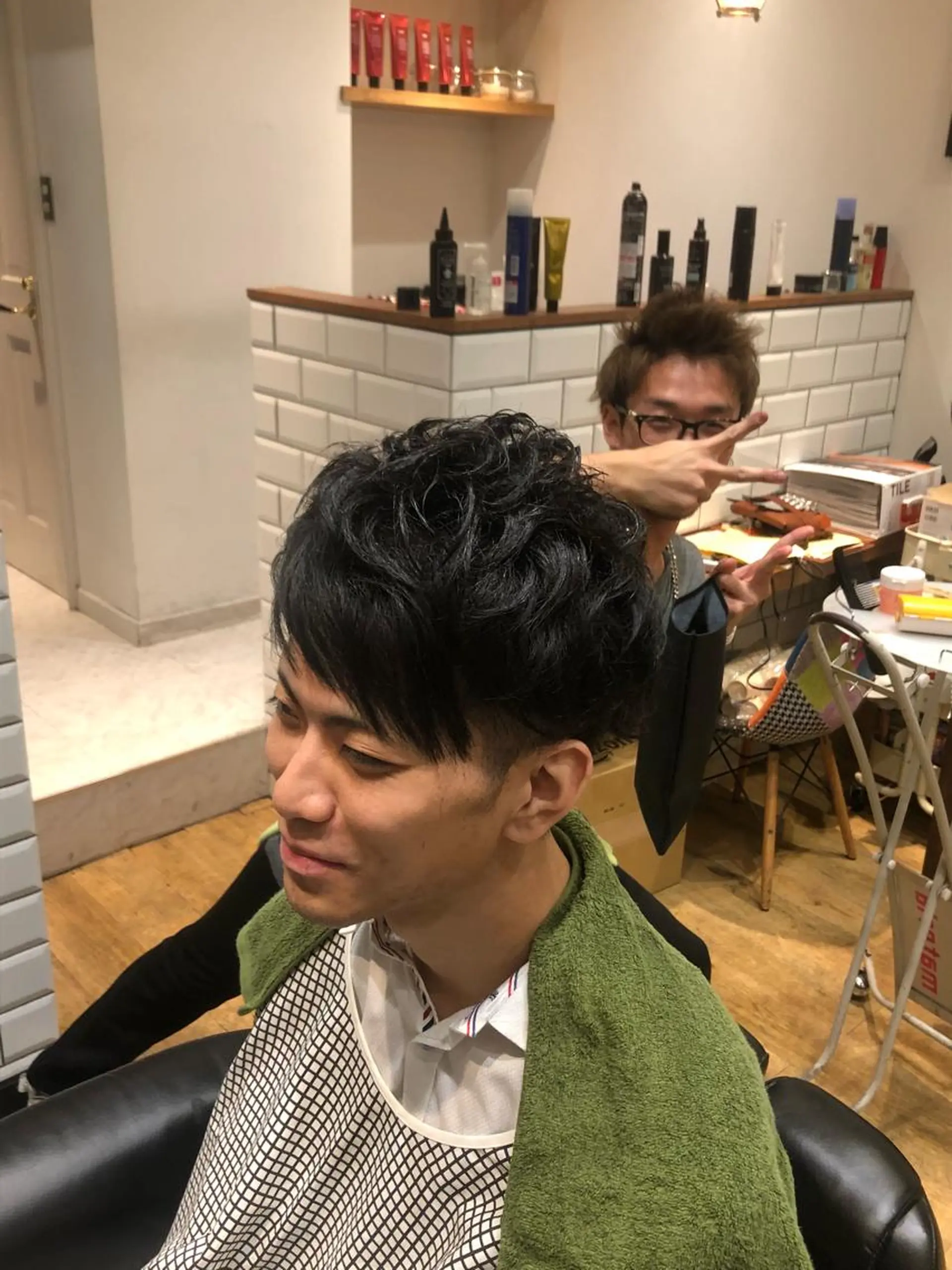 ミディアム メンズ HAIRS YOSHIOKA所属・ヘアーズヨシオカ MENSヒゲ脱毛のエステ・リラクイメージ