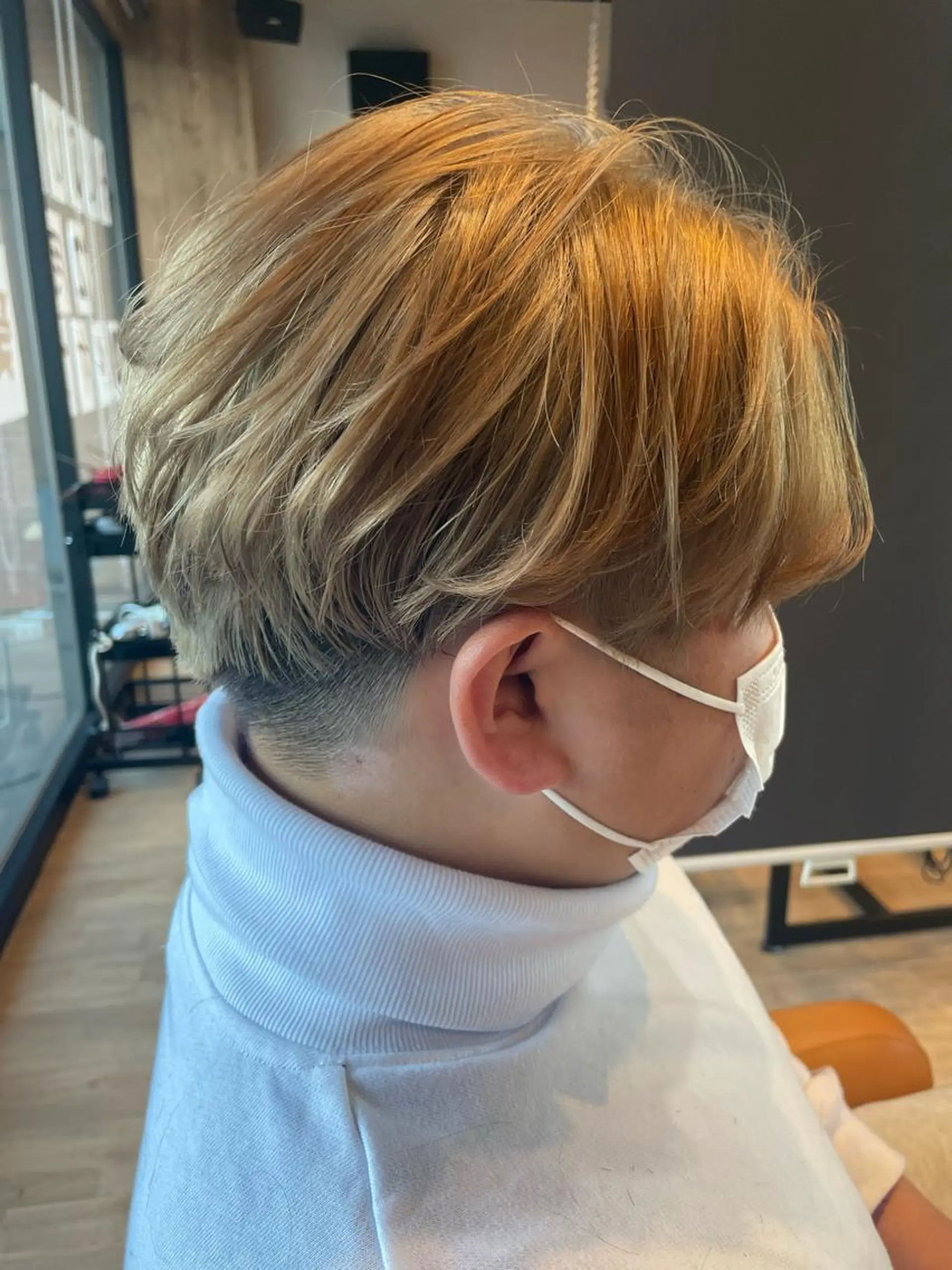 ショート カラー ベージュカラー ミルクティーベージュ 髪質改善/ブリーチ 田代 龍我のヘアスタイル