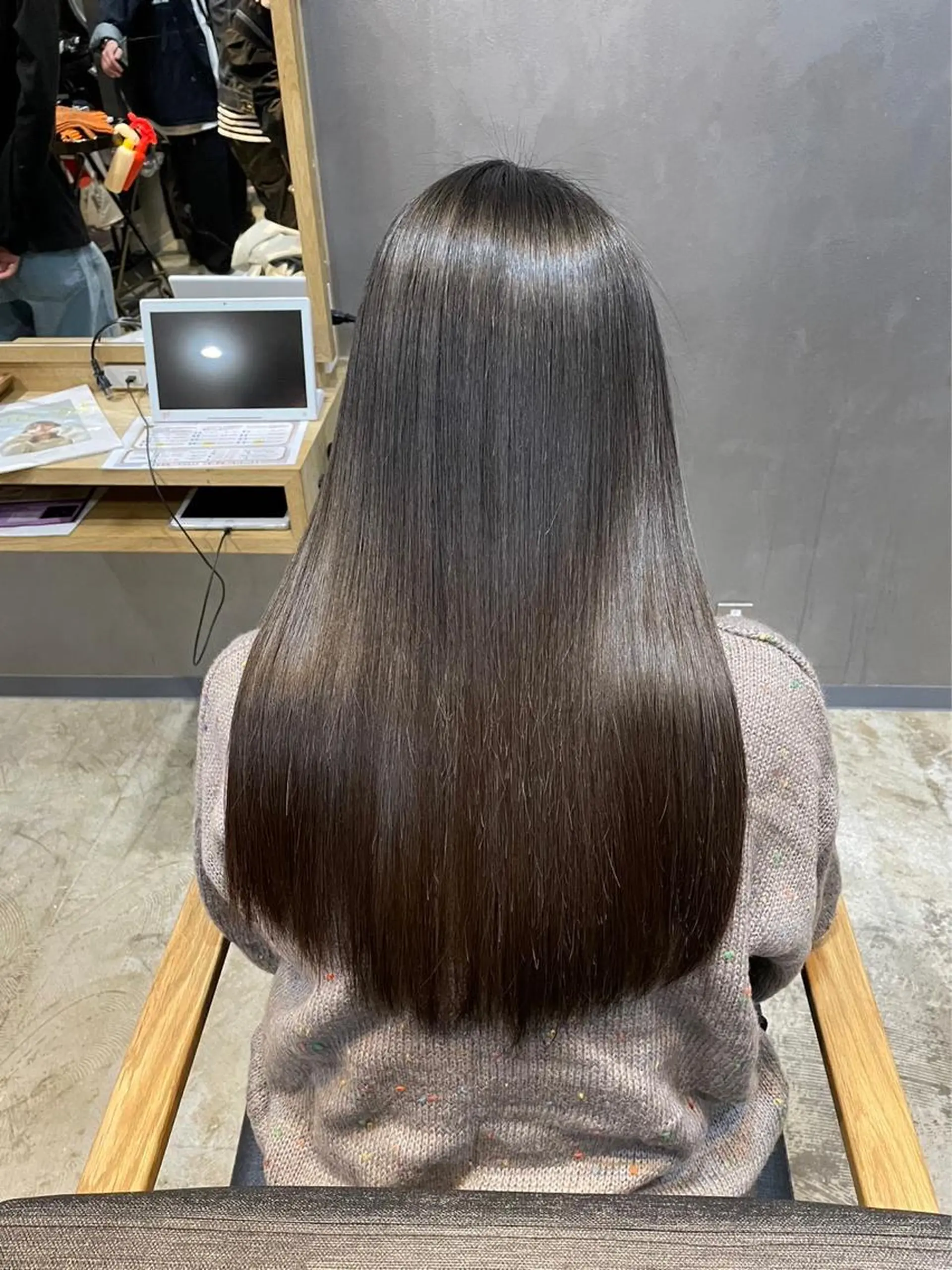 ロング inity　杉本 美羽のヘアスタイル