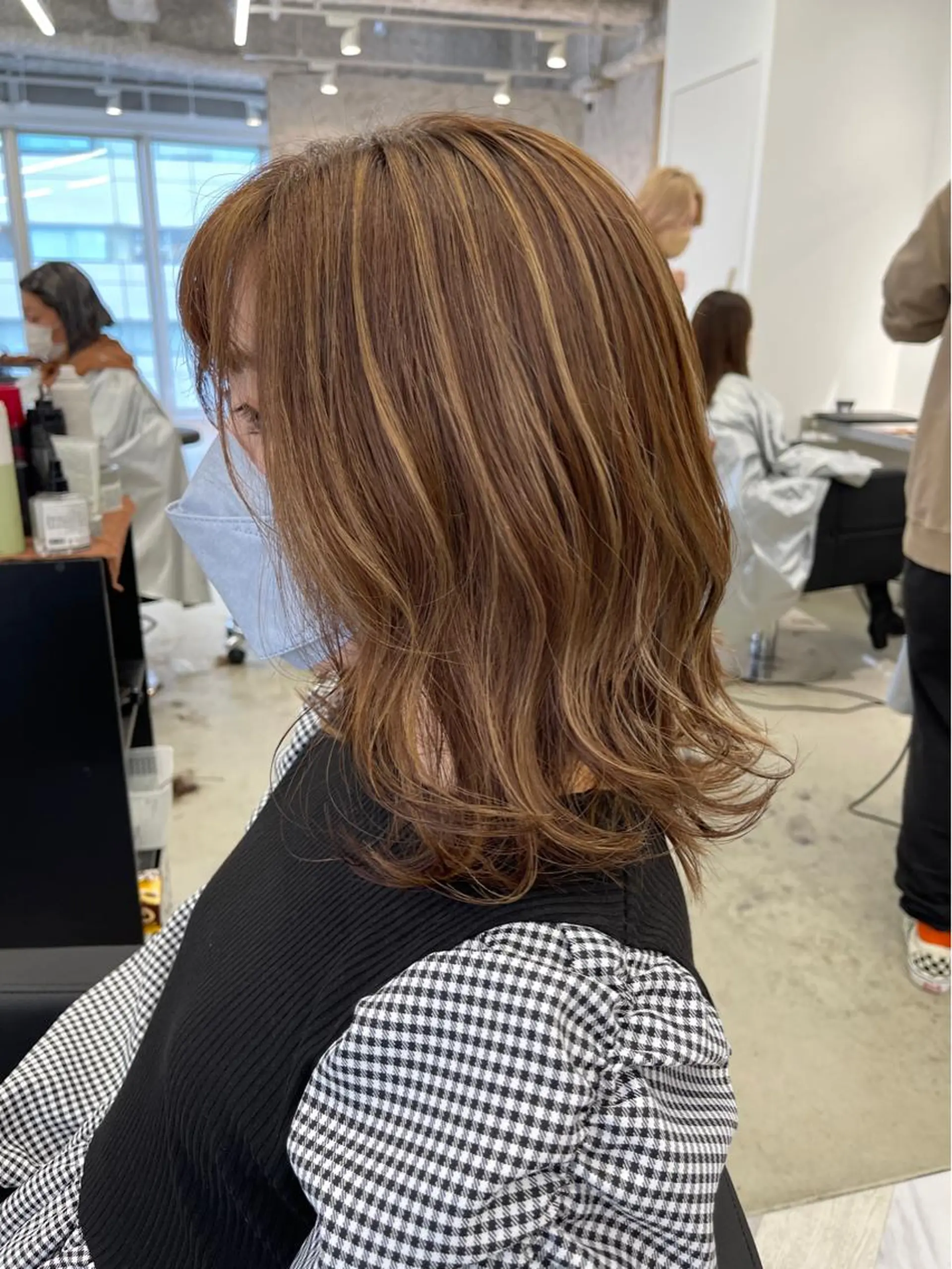 ミディアム カラー ハイライトカラー ハイライト カット ヘアカラー himeka🪽 アレンジ/ブリーチのヘアスタイル