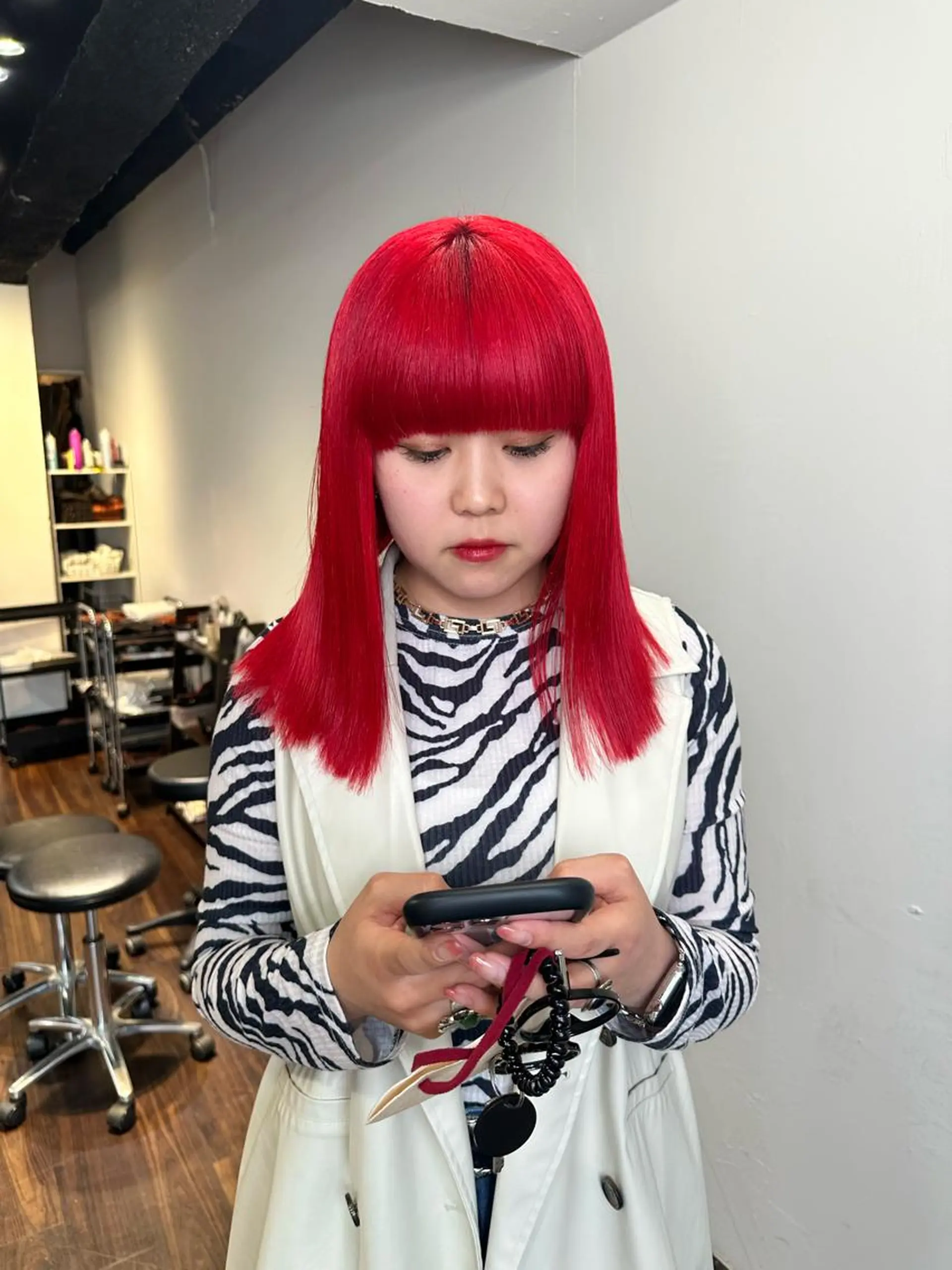 セミロング カラー アディクシーカラー ブリーチ ケアブリーチ デザインカラー ハイトーンカラー カット ヘアカラー トリートメント ワンホンヘア ケラチン/Kaitoのヘアスタイル