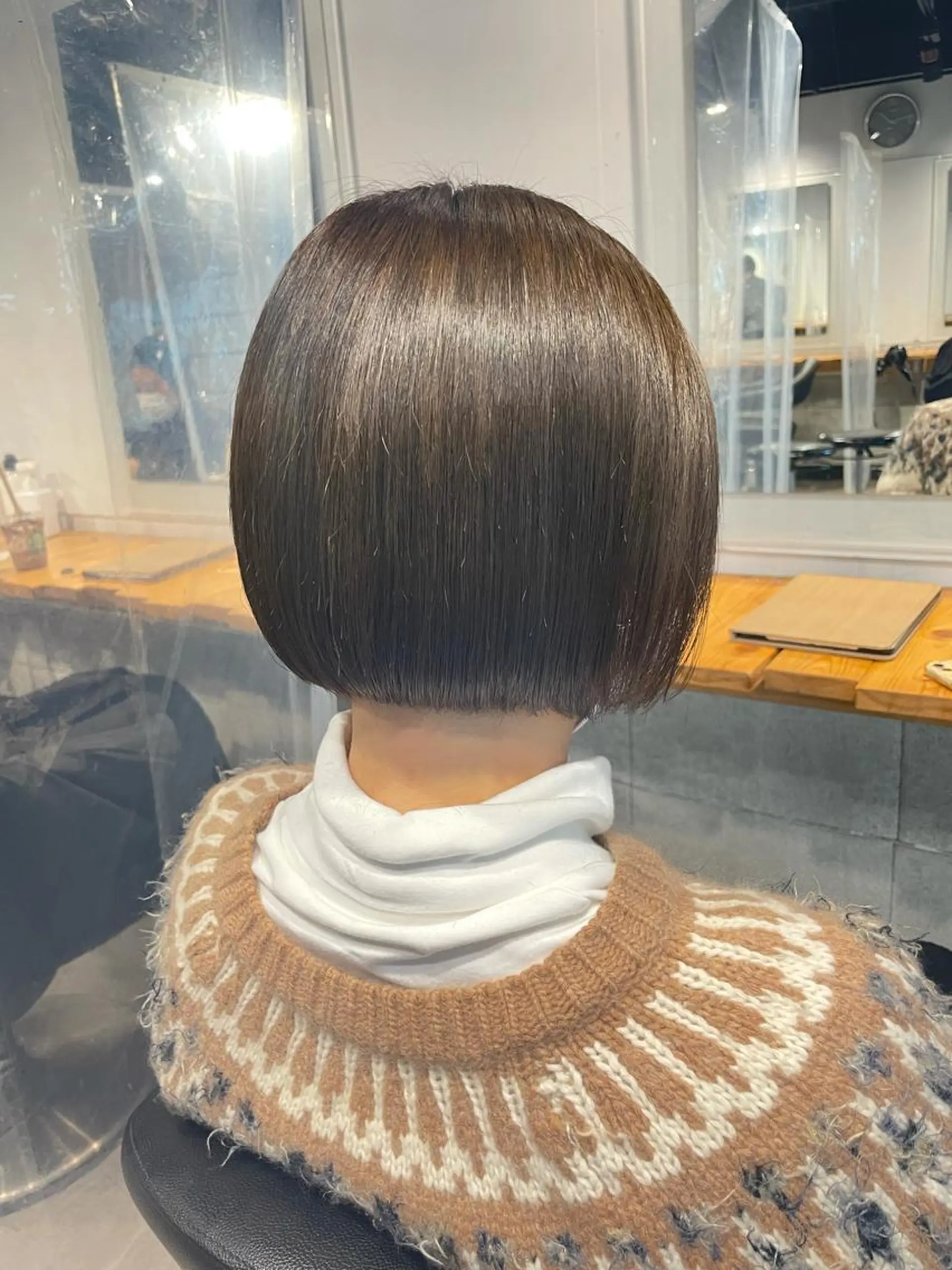 セミロング カラー アイブロウ カット ヘアカラー トリートメント ヘッドスパ ヘアセット 🦋ハイトーンボブ ショート🦋トシキのヘアスタイル