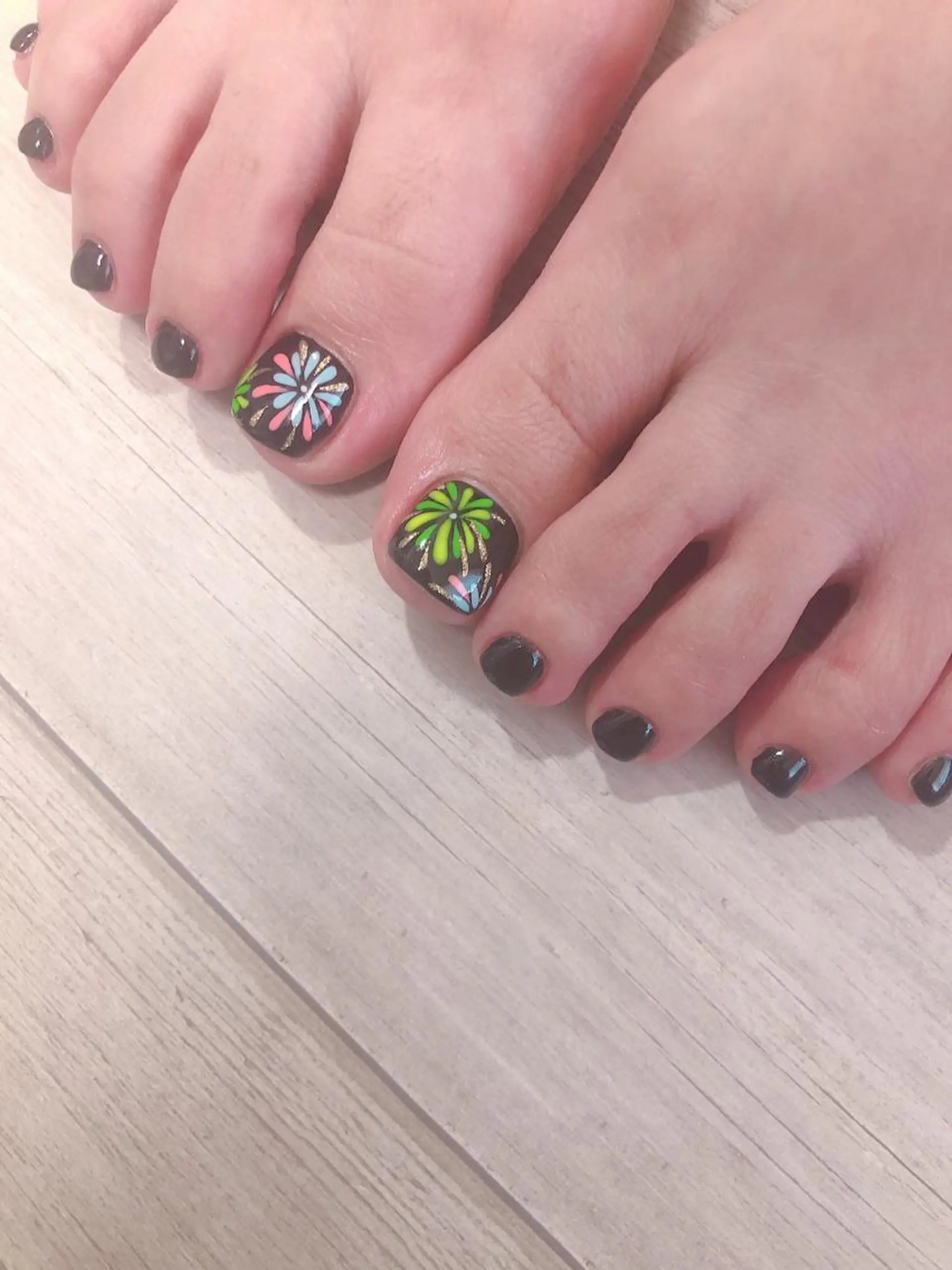 ネイル 個室ネイルサロンDolly Girl〜ドーリーガール〜所属・DollyGirl KYOKOのネイルデザイン