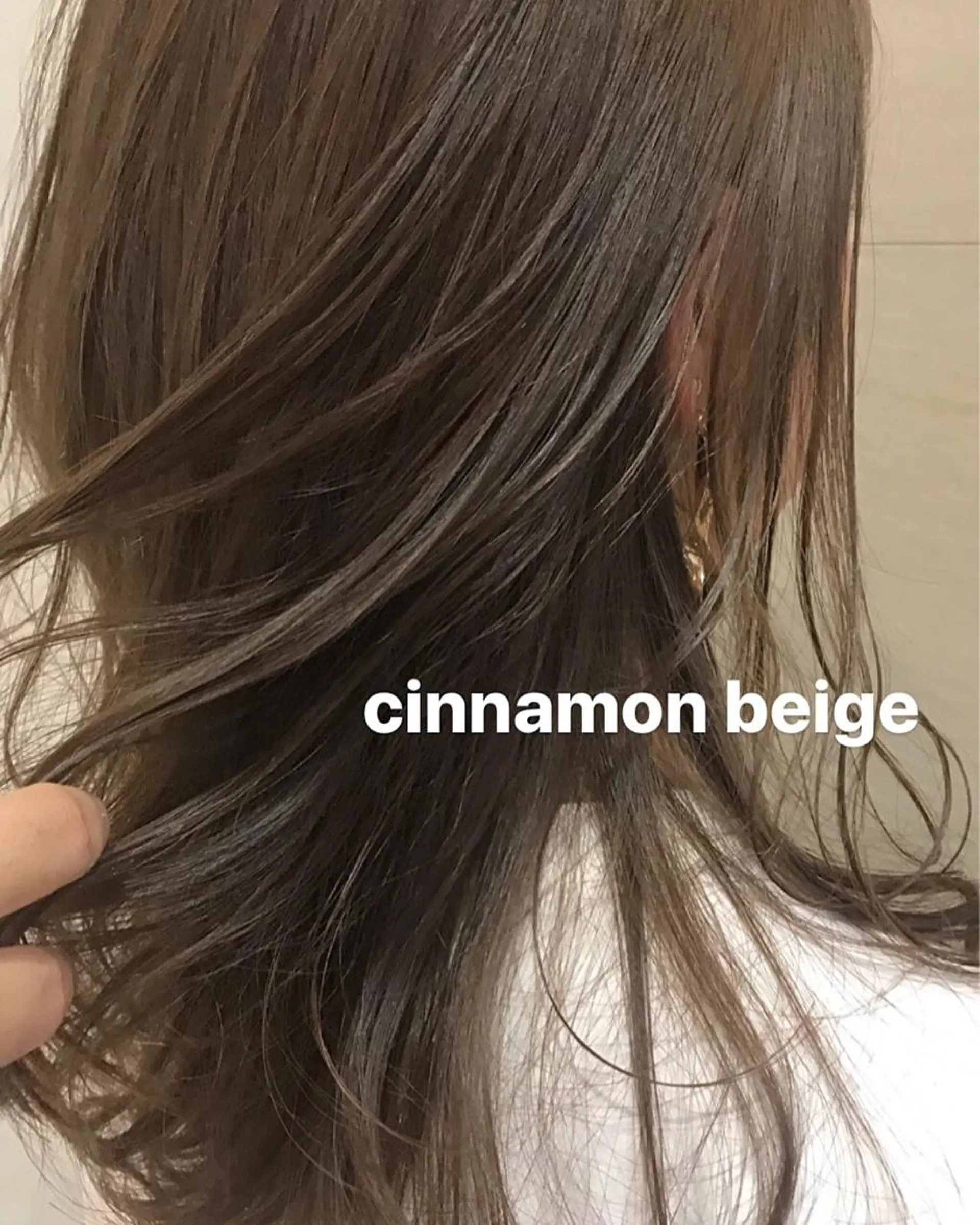 ミディアム カラー ベージュカラー ボブ、ミディアム得意 🤍Emmy🤍のヘアスタイル