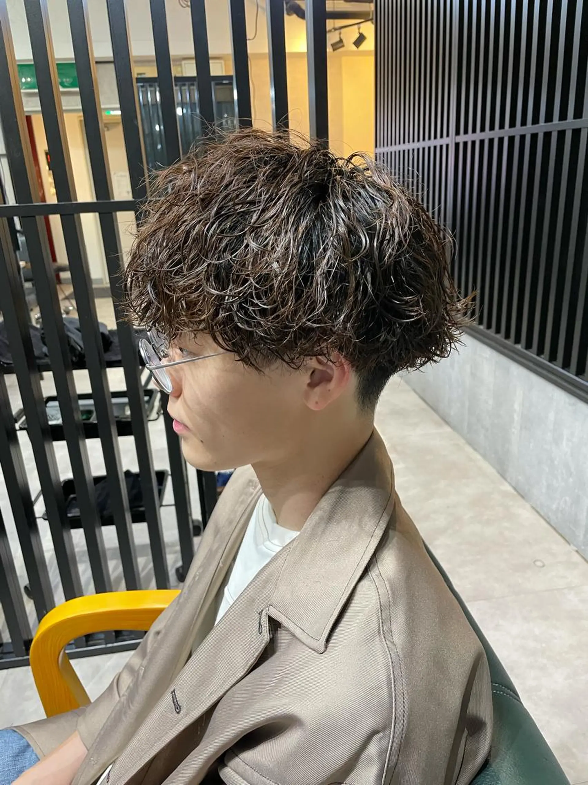 カラー パーマ メンズ メンズパーマ特化 勝毛広貴のヘアスタイル