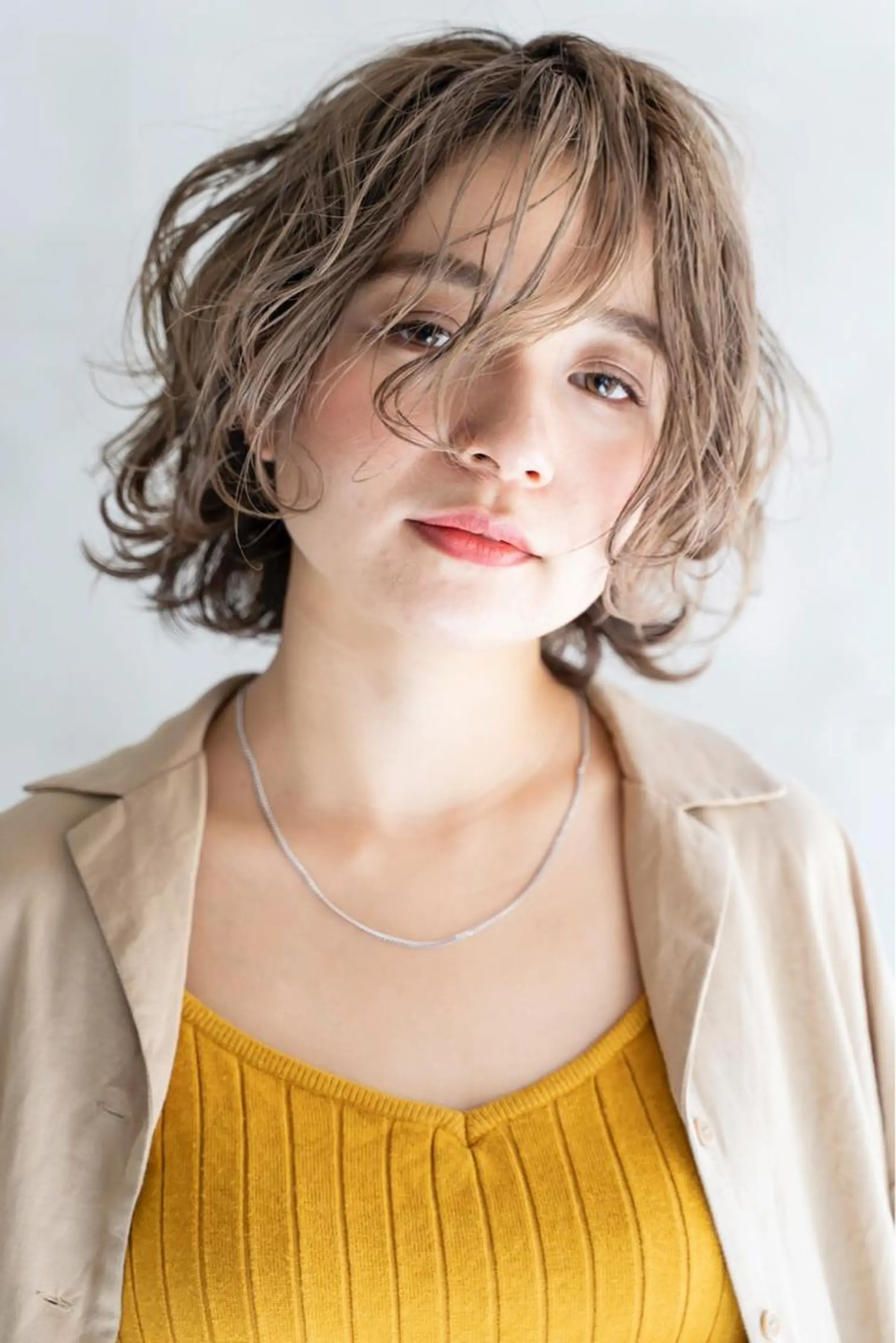 ミディアム カット ヘアカラー トリートメント ヘアセット IVE所属・ブリーチなし🤍 渋谷／原島杏奈のヘアスタイル