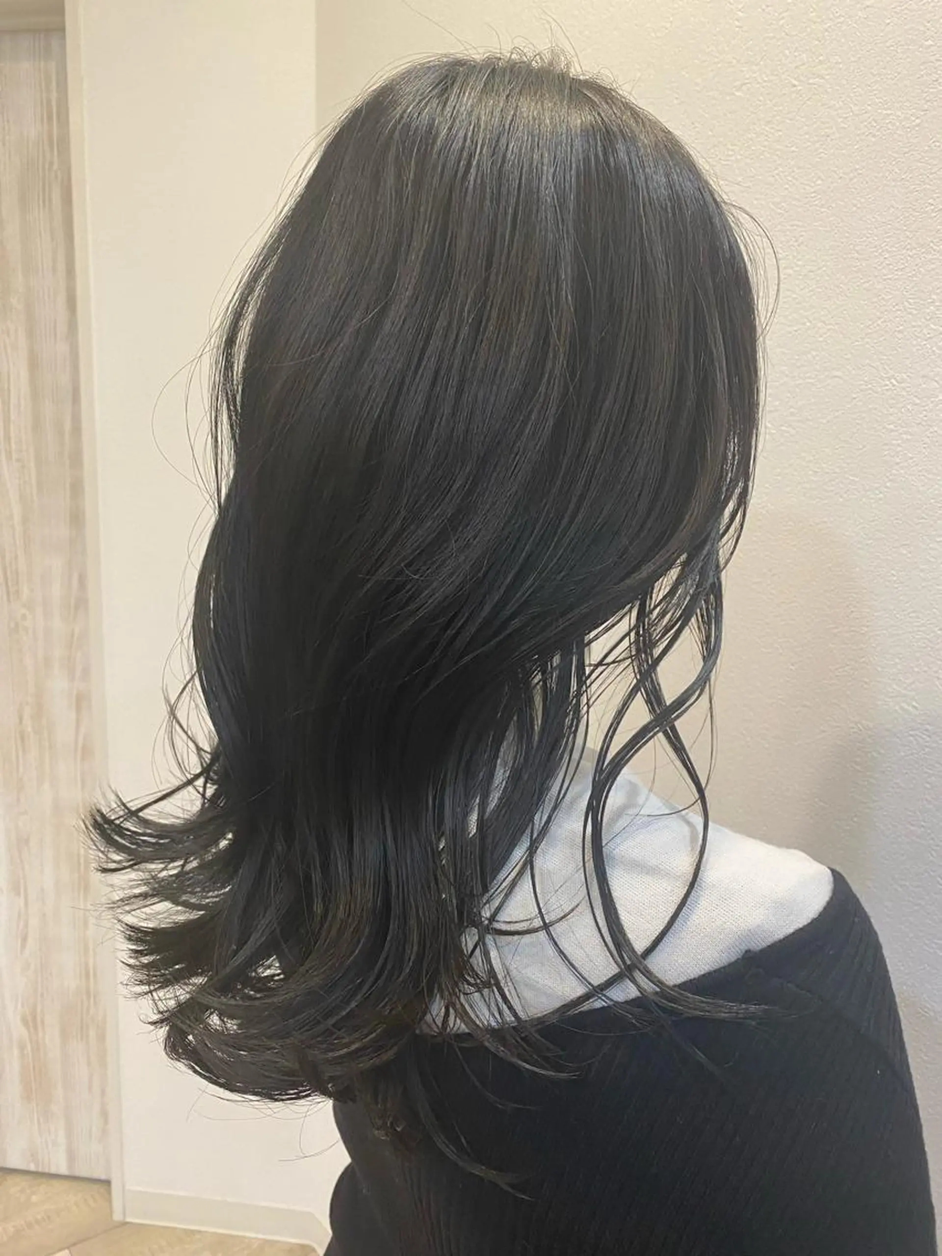 ロング カラー アッシュ ダークアッシュ ノンダメージ 🥑mikubanのヘアスタイル