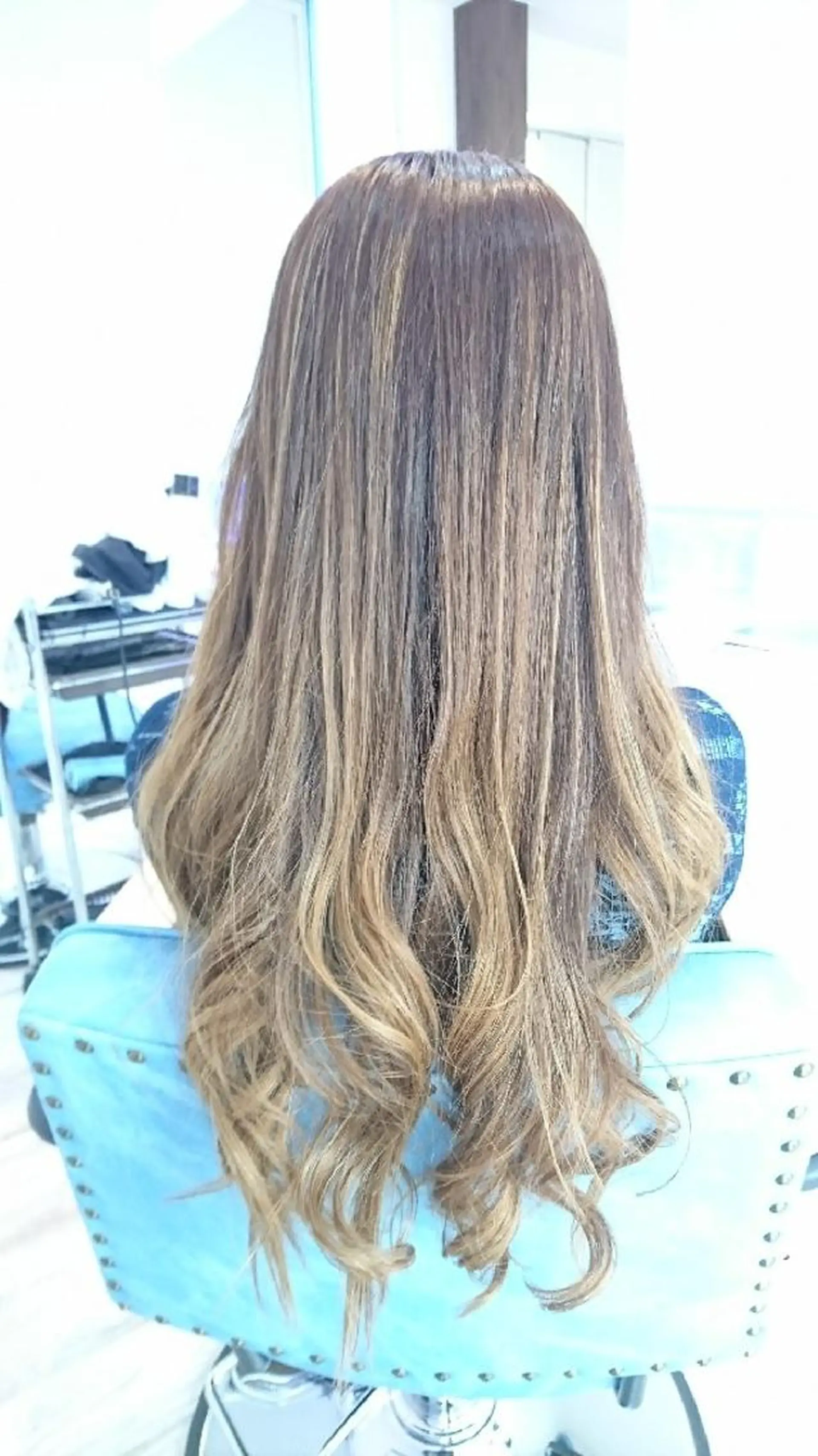 ロング カラー バレイヤージュ グレージュ レイヤーカット 中嶌 健一のヘアスタイル