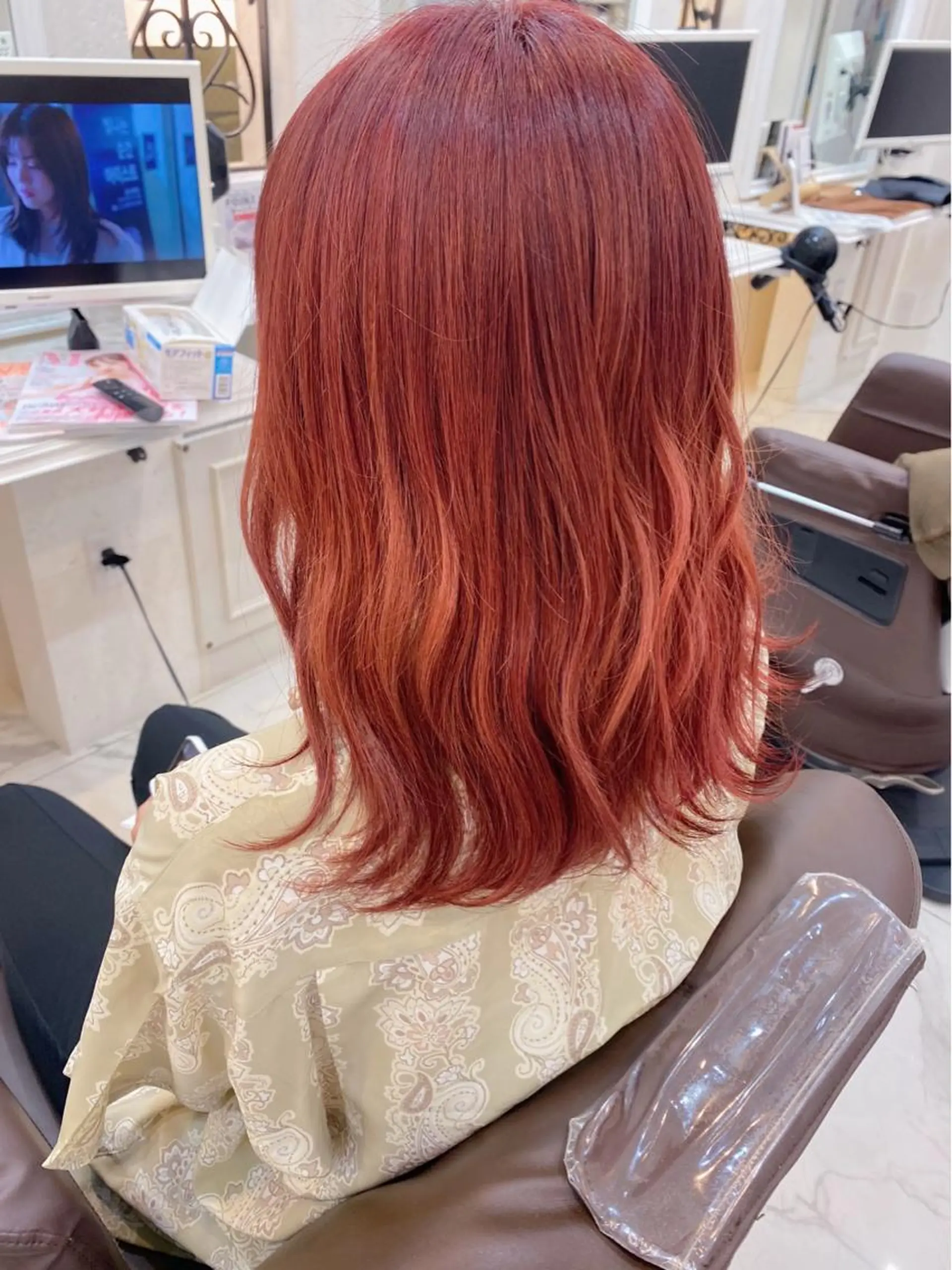 ミディアム カラー shanti 渡辺新也✂️のヘアスタイル