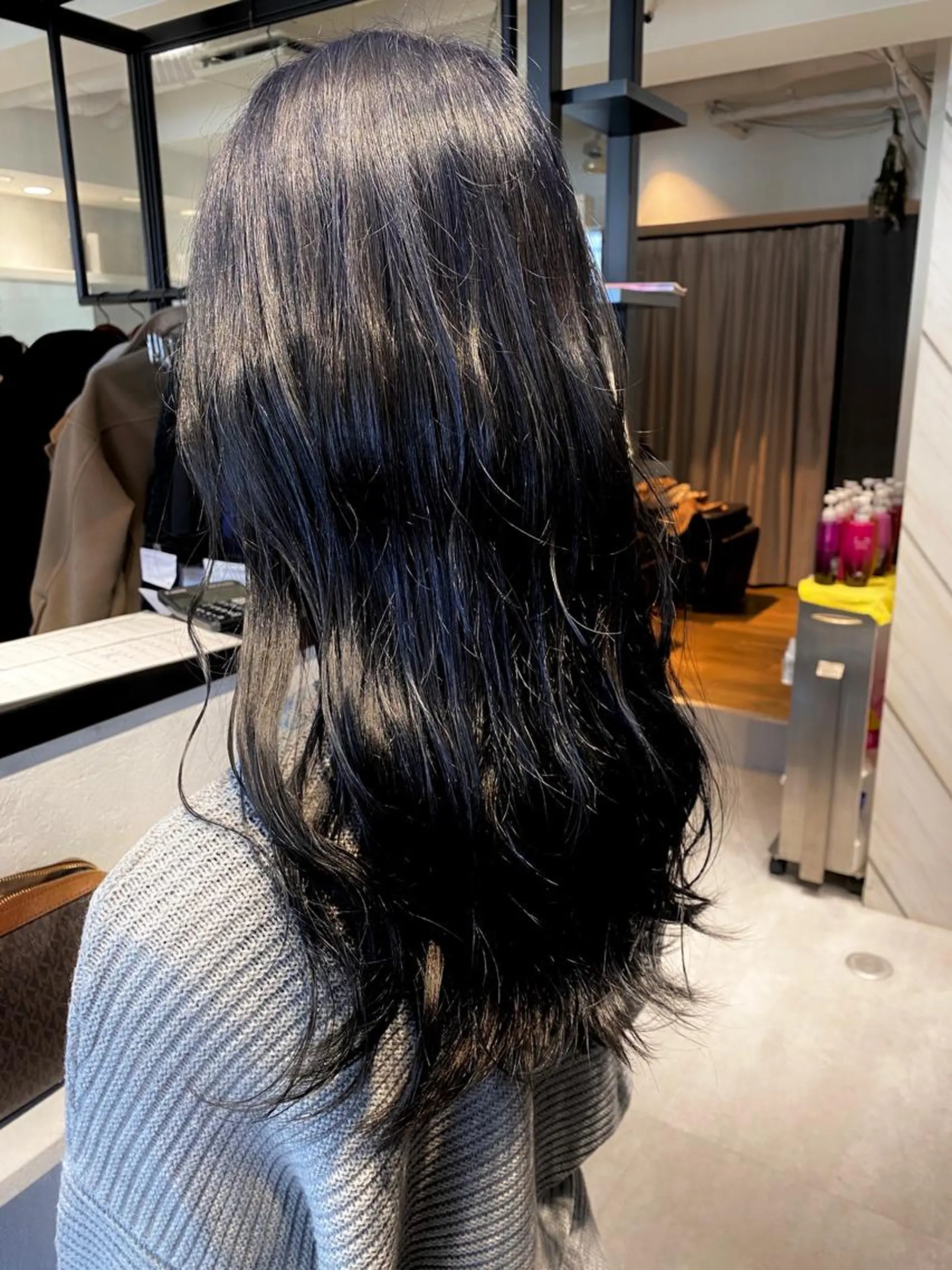 ロング カラー ベージュ指名No1 加賀詩織のヘアスタイル