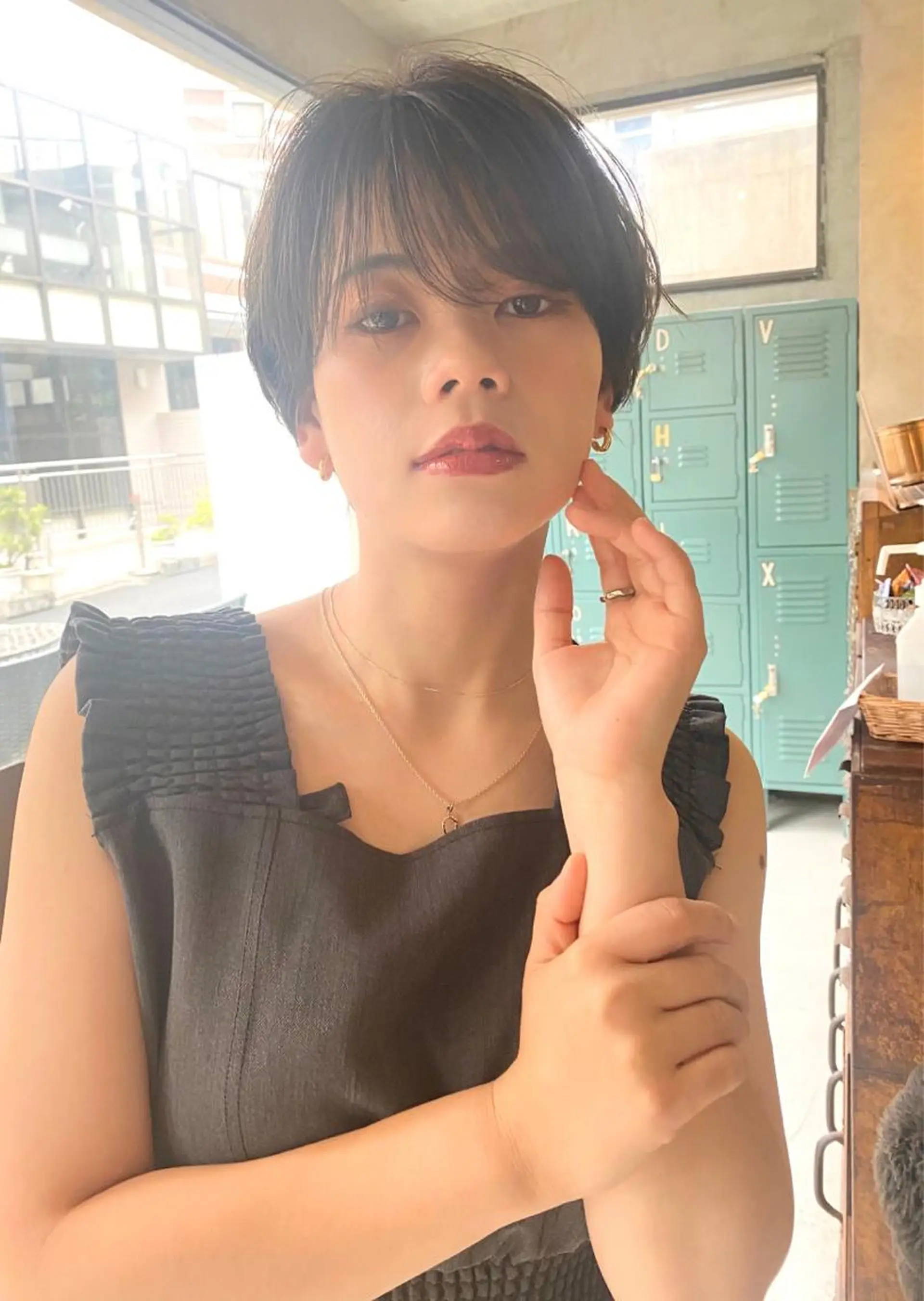 ショート カラー アッシュ アッシュブラウン ブラウンカラー ヘアカラー トリートメント ヘアセット 金子 廉のヘアスタイル