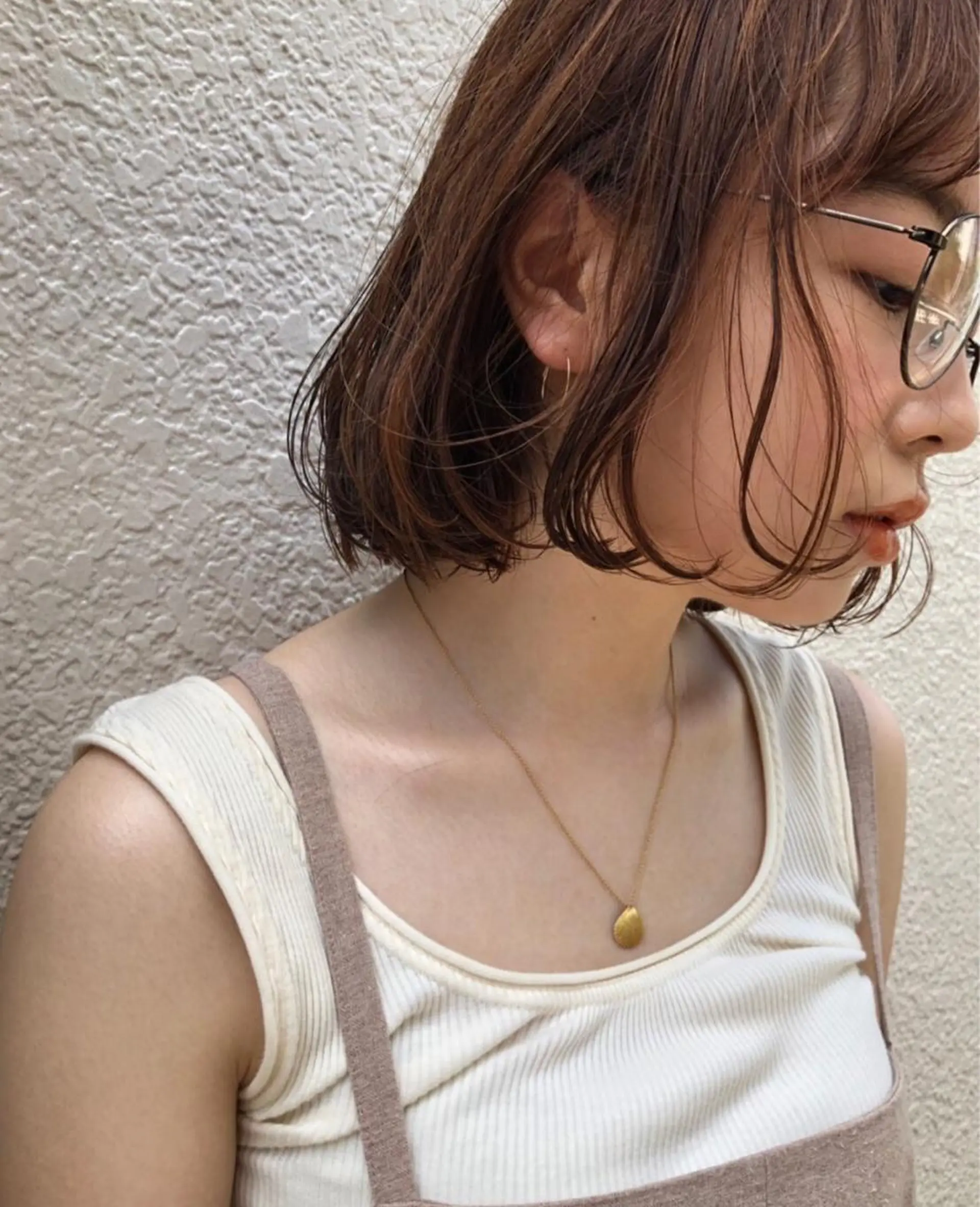 ミディアム カラー THE DAY所属・AKI HASHIMOTOのヘアスタイル