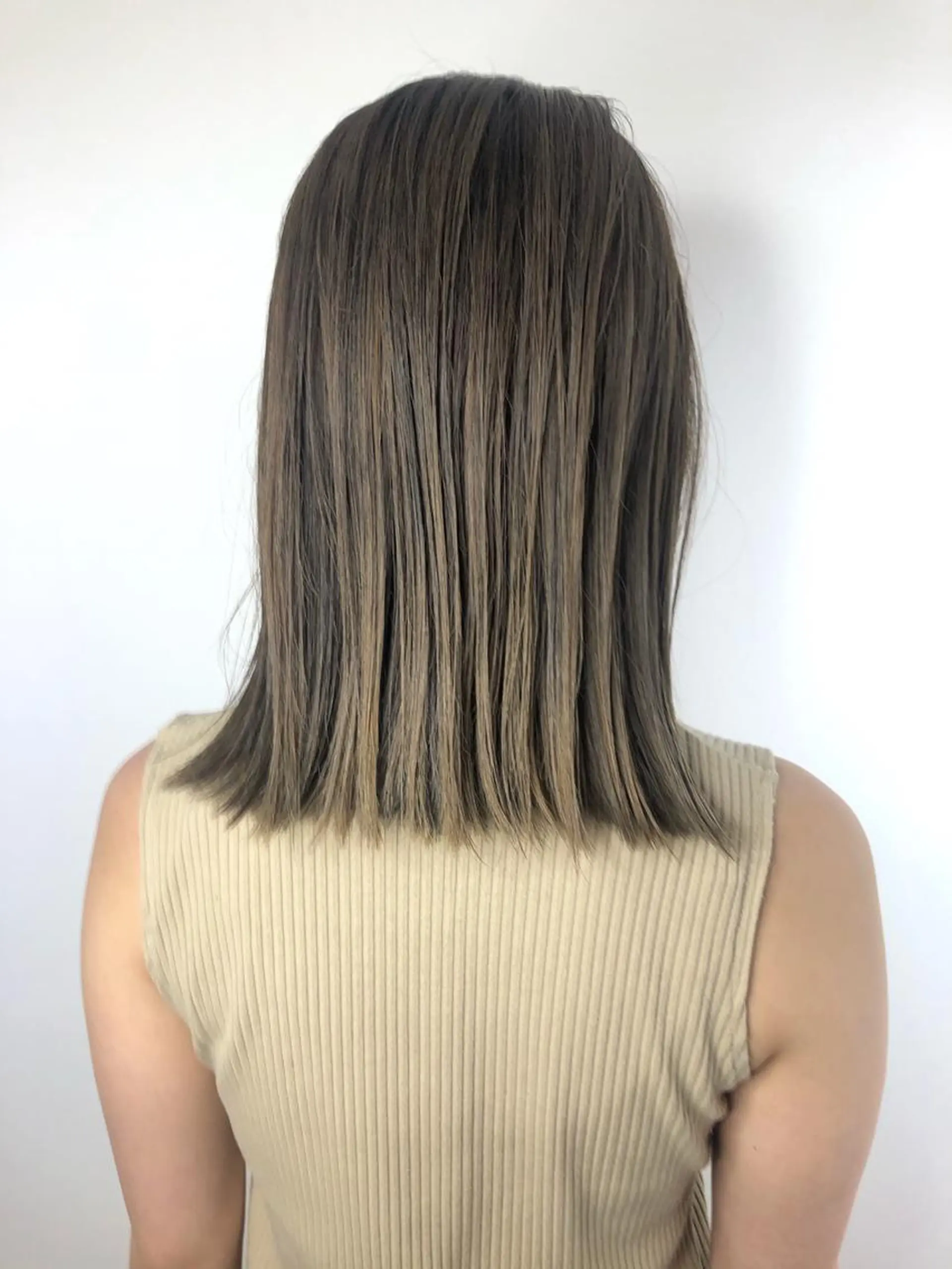 ミディアム カラー グラデーションカラー ハイトーンカラー 関 京磨のヘアスタイル