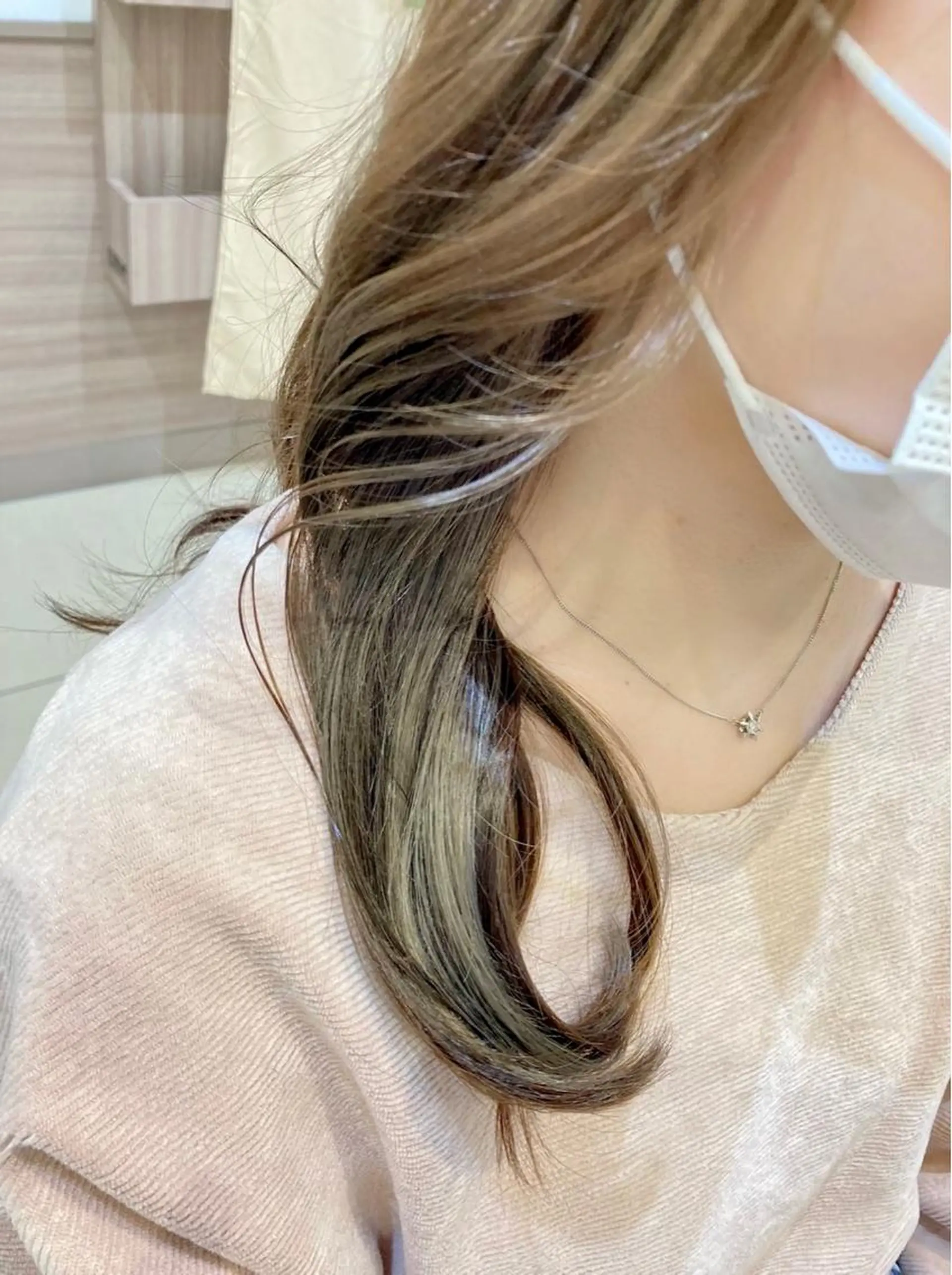 ロング カラー ベージュカラー ダブルカラー イヤリングカラー ミルキーベージュ 似合わせカラーリスト 佐竹　舞🌼のヘアスタイル