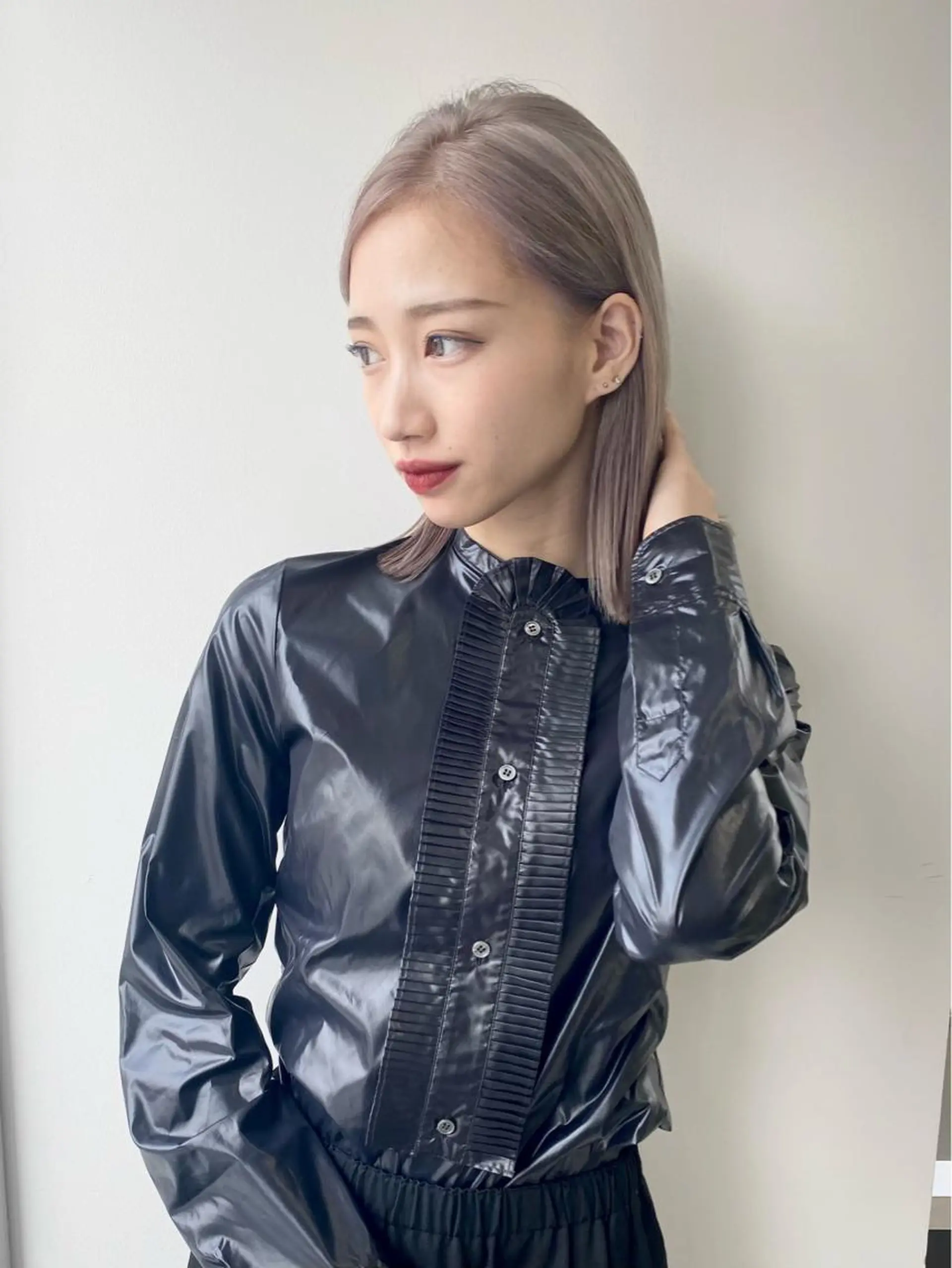 ミディアム カラー ベージュカラー ブリーチ ブロンド ブロンドベージュ ハイトーンカラー Piaコータロー ハイトーン&‪ボブのヘアスタイル