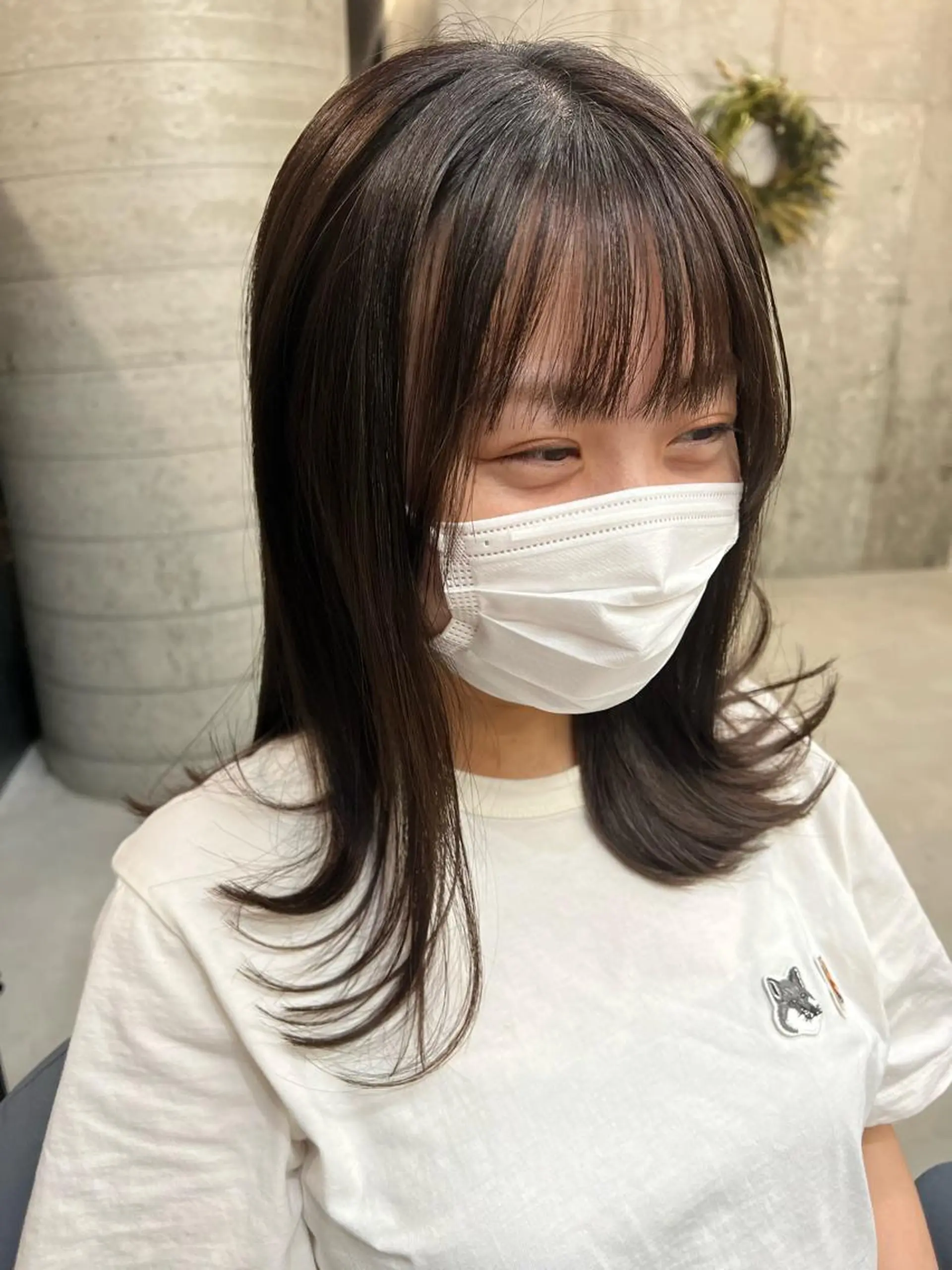 セミロング 似合わせカット 小林愛奈のヘアスタイル