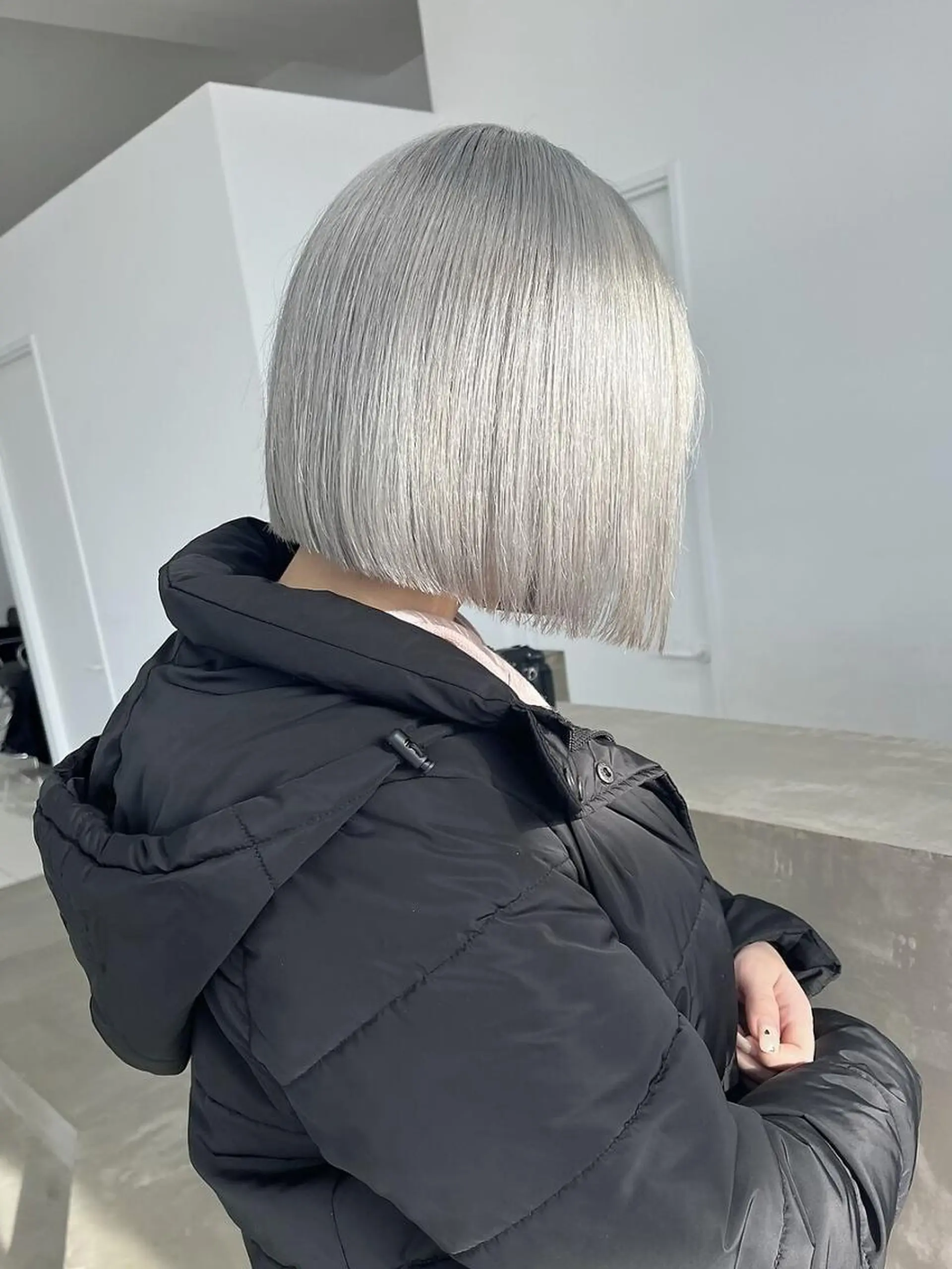 ショート カラー ブリーチ ケアブリーチ ダブルカラー イヤリングカラー ハイライトカラー トリートメント Nought etre 西金沢のヘアスタイル