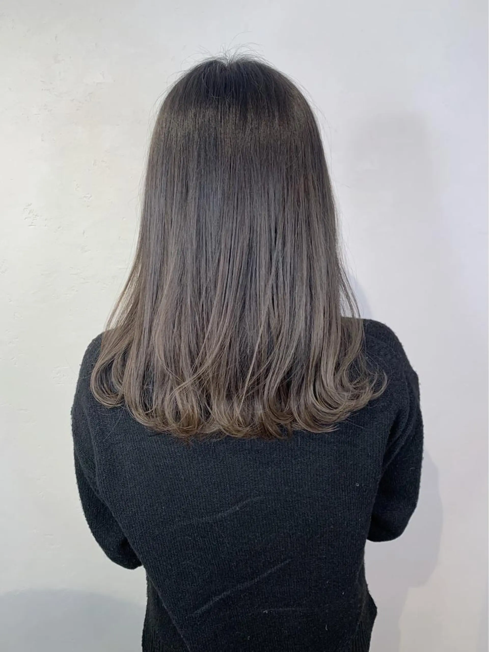 ミディアム カット ヘアカラー トリートメント _WHITE 天神店のヘアスタイル