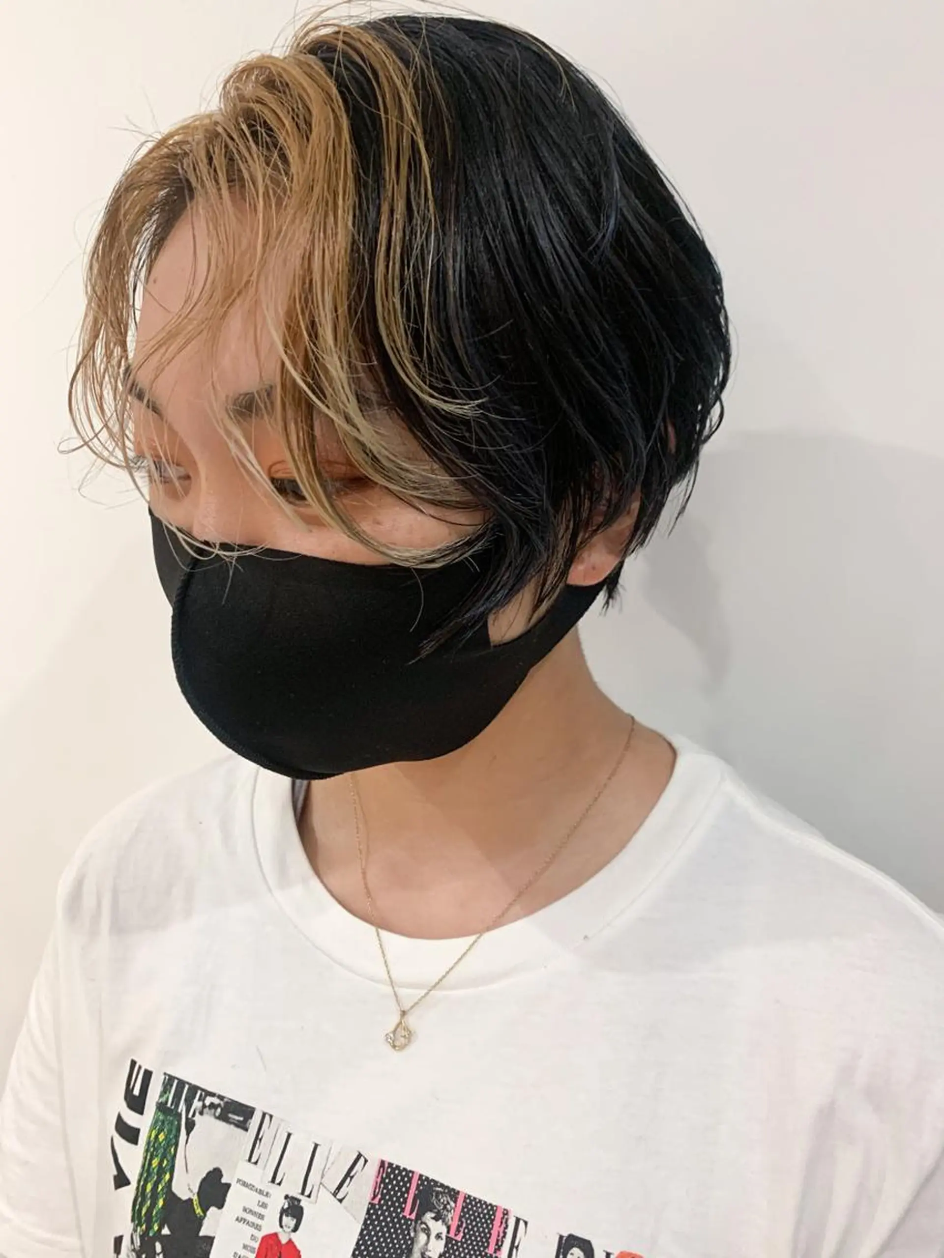 ショート nuu所属・💜ショート💜 ウルフ、ボブ二色亜美のヘアスタイル