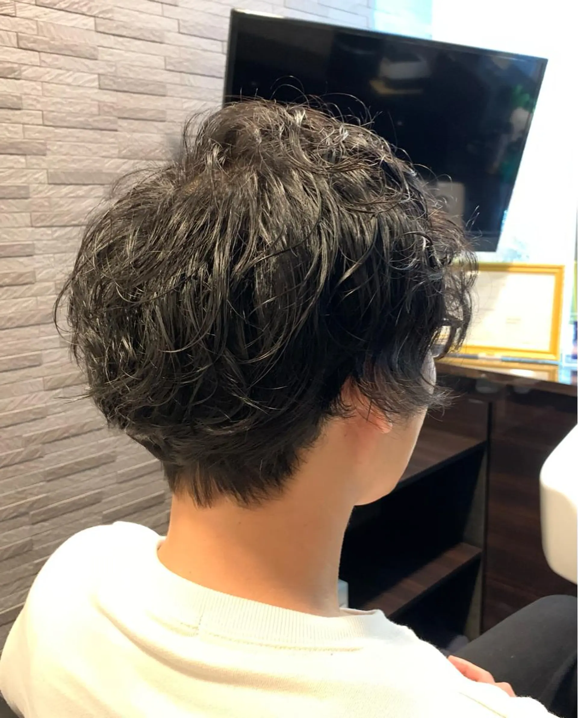 ミディアム メンズ ミディアムパーマ メンズパーマ EXECUTIVE CLUB所属・齋藤 可純のヘアスタイル