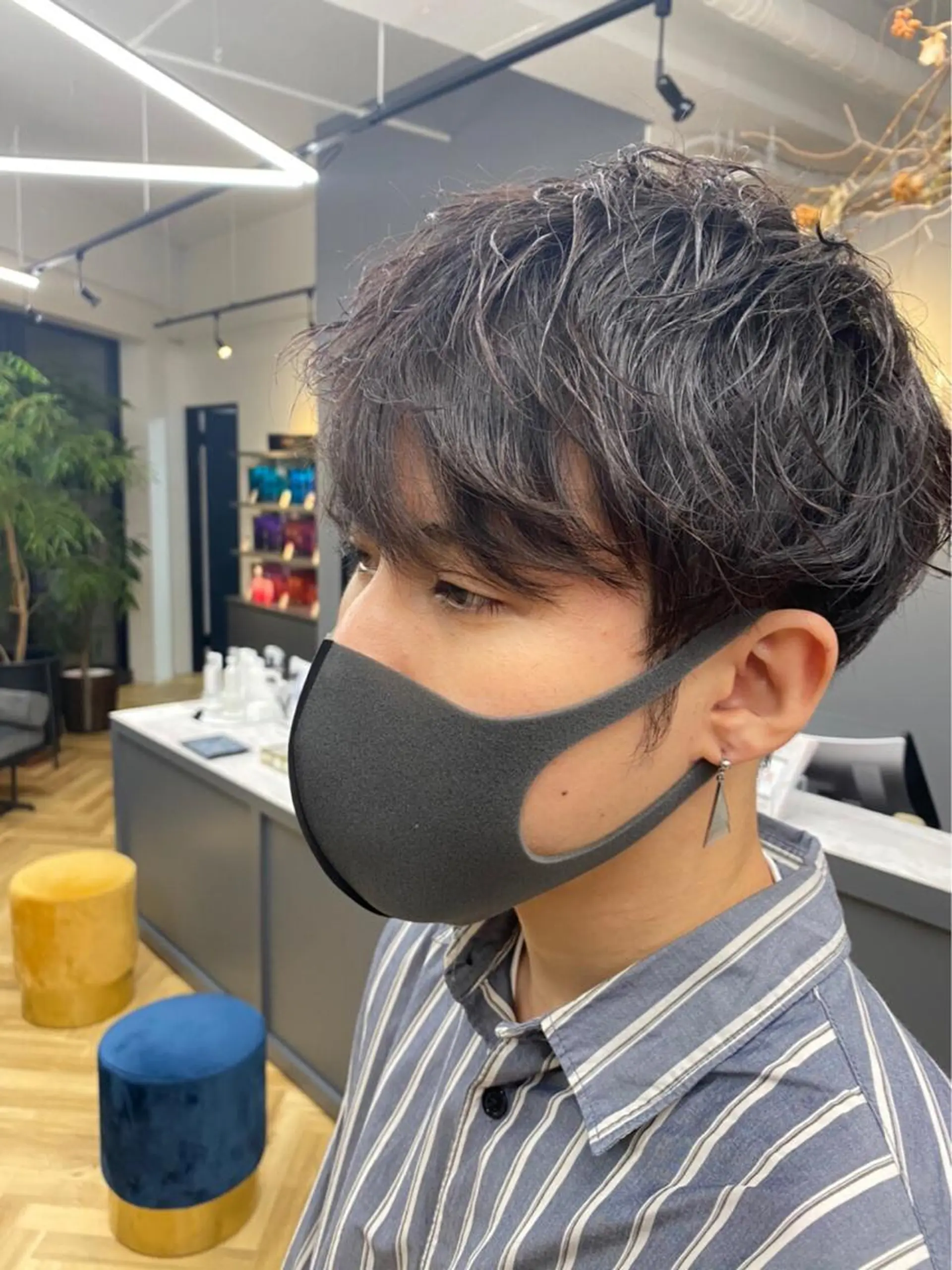 ショート カラー GIEN 末吉 海斗のヘアスタイル