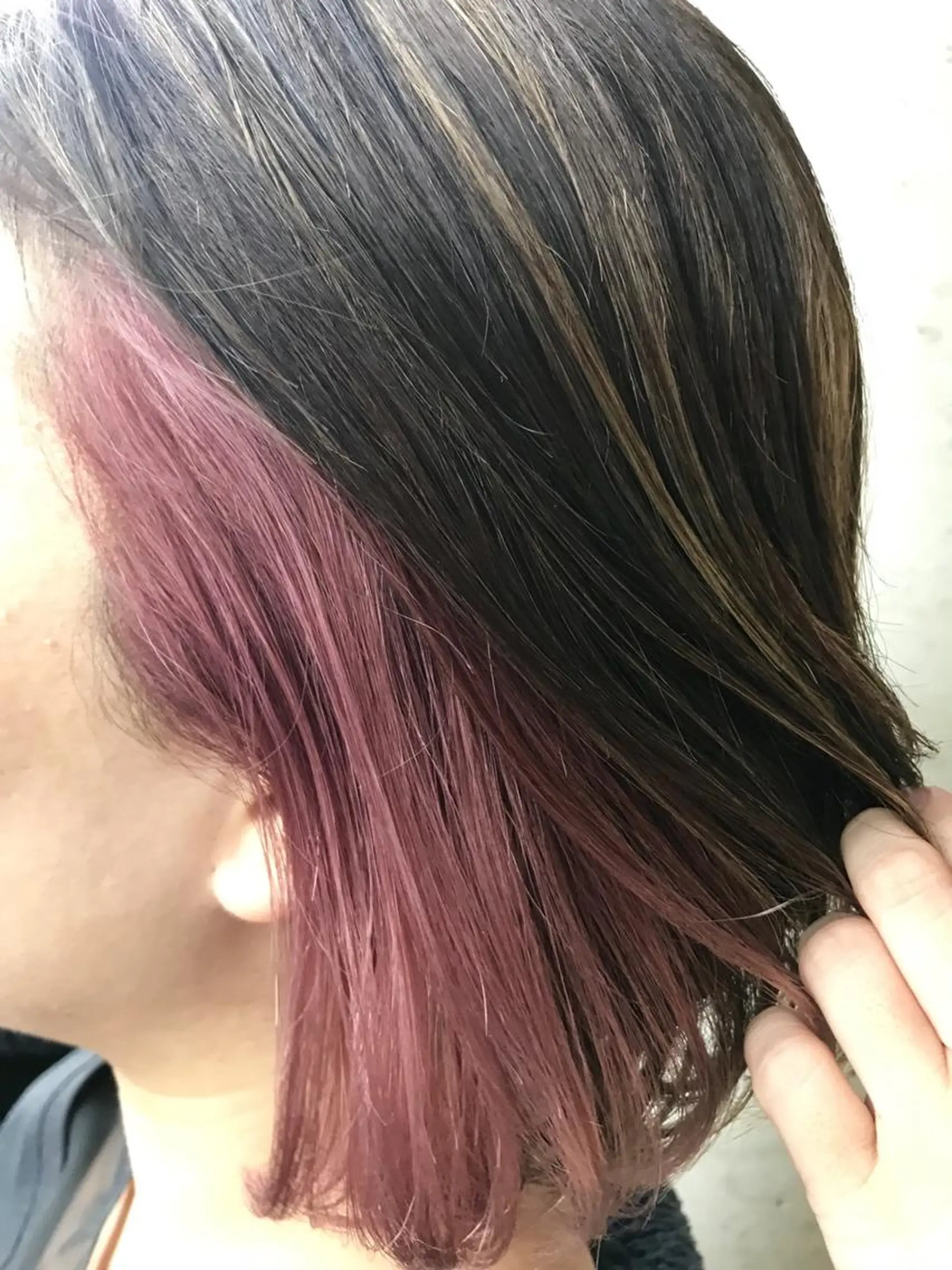 ショート カラー hair works raptureのヘアスタイル