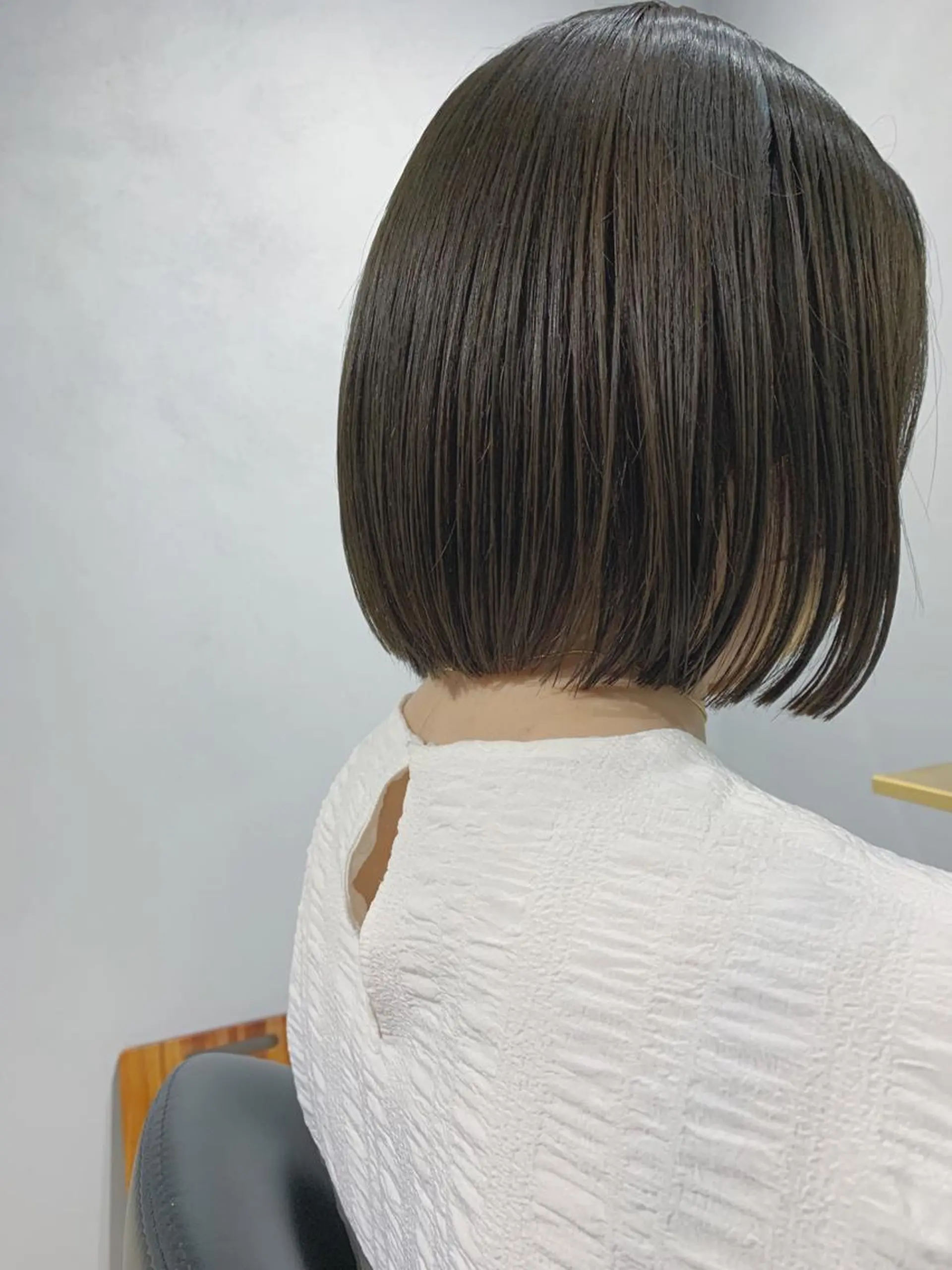 ショート カラー ボブパーマコテ巻き風 パーマNo1深江秀平のヘアスタイル