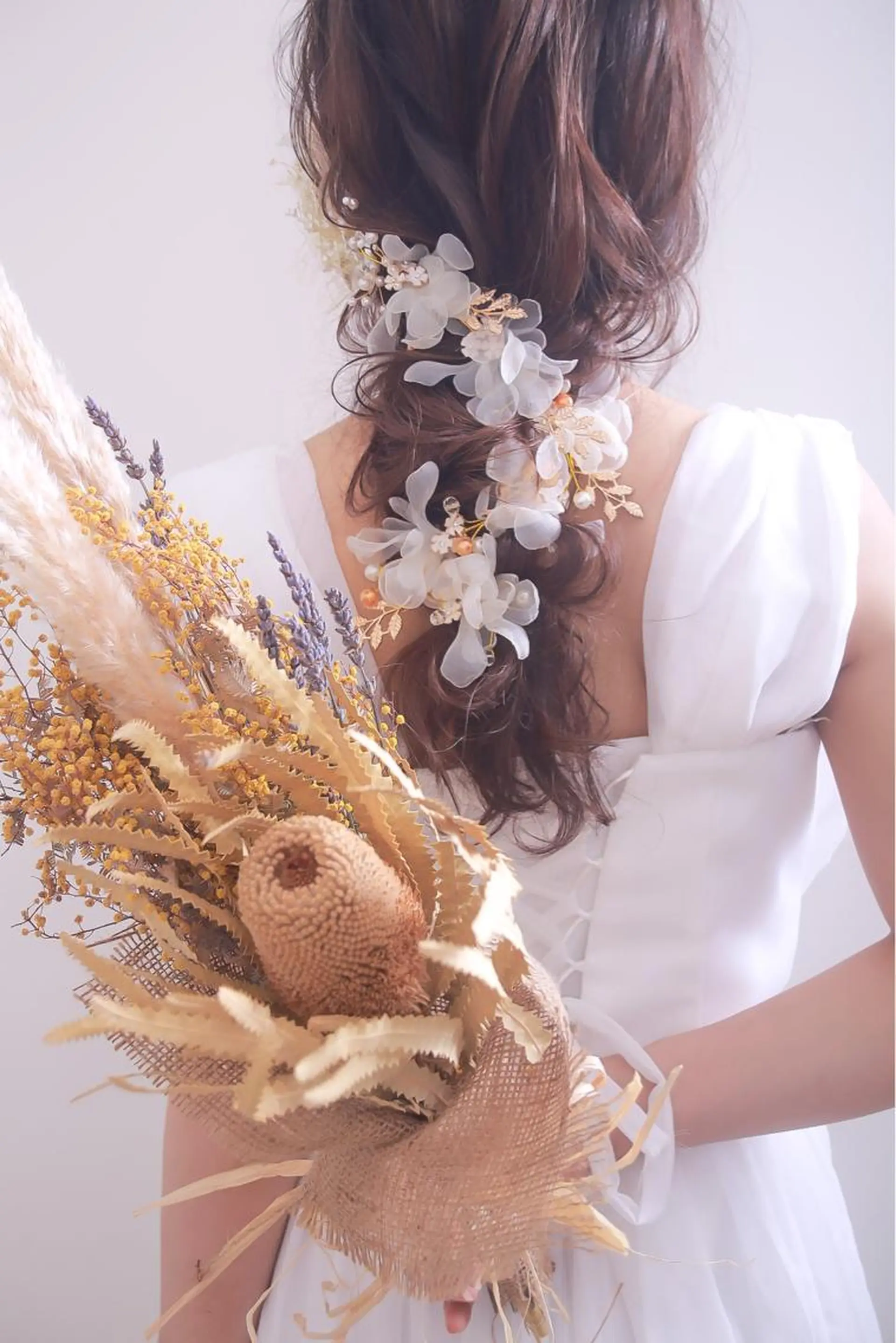 ロング カラー ヘアアレンジ 伊藤 裕貴のヘアスタイル