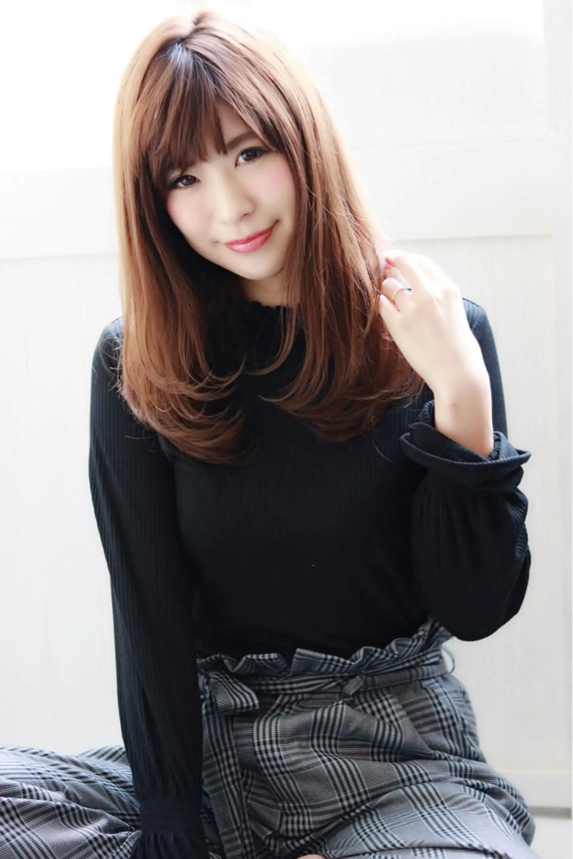 セミロング ほさか しんごのヘアスタイル